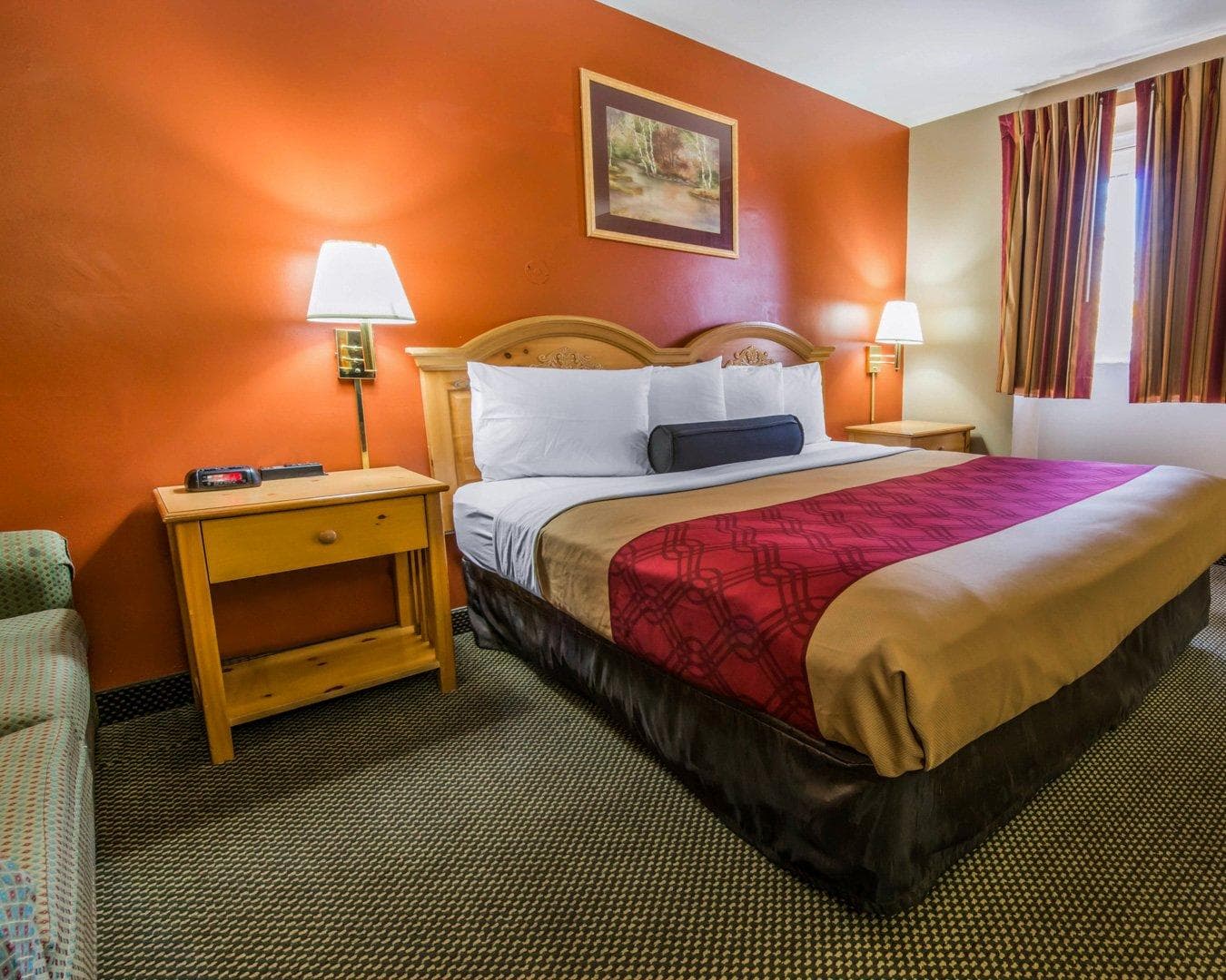 Econo Lodge Hermitage South — 8