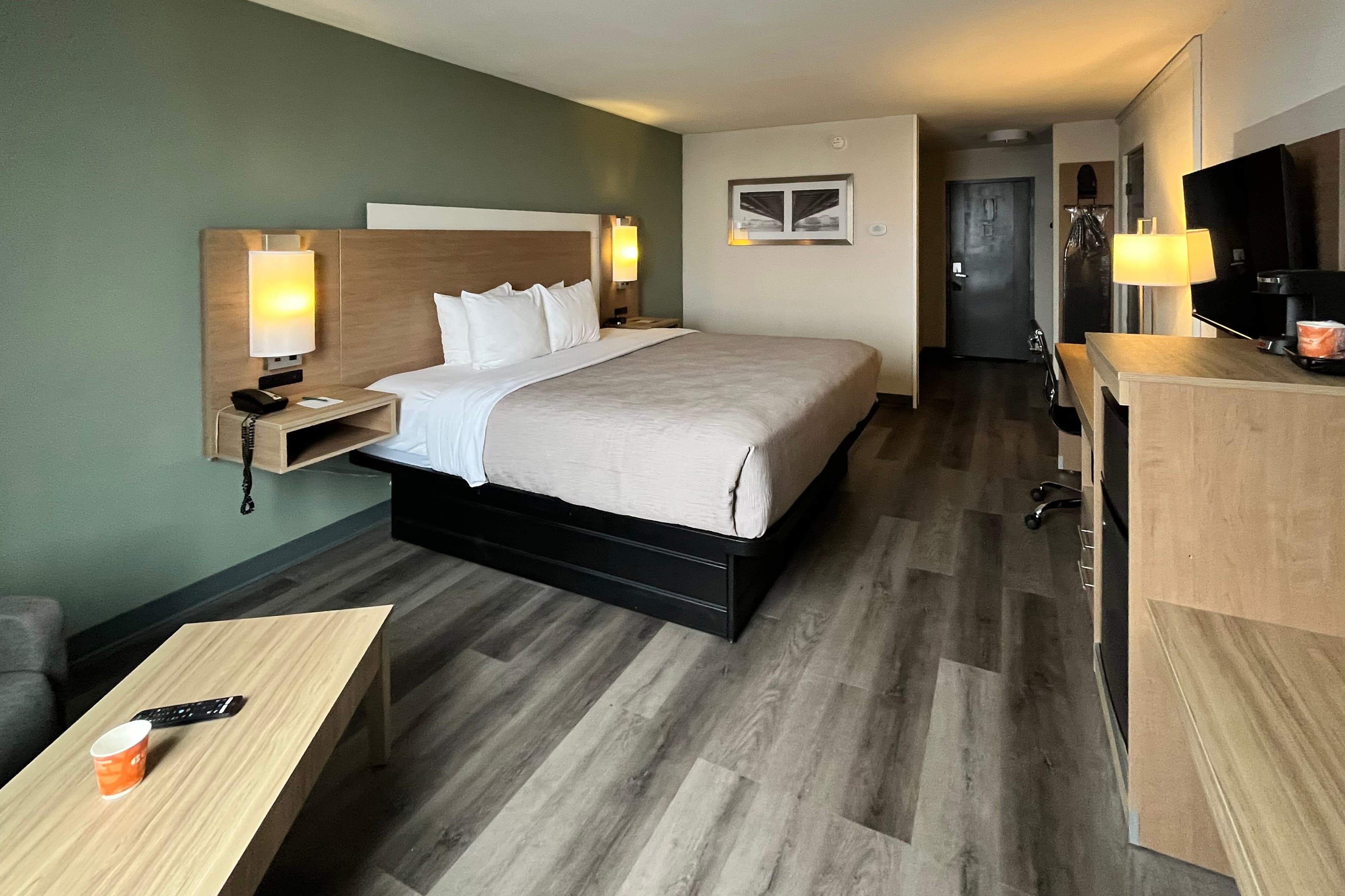 Quality Inn Hermitage South - Image 4