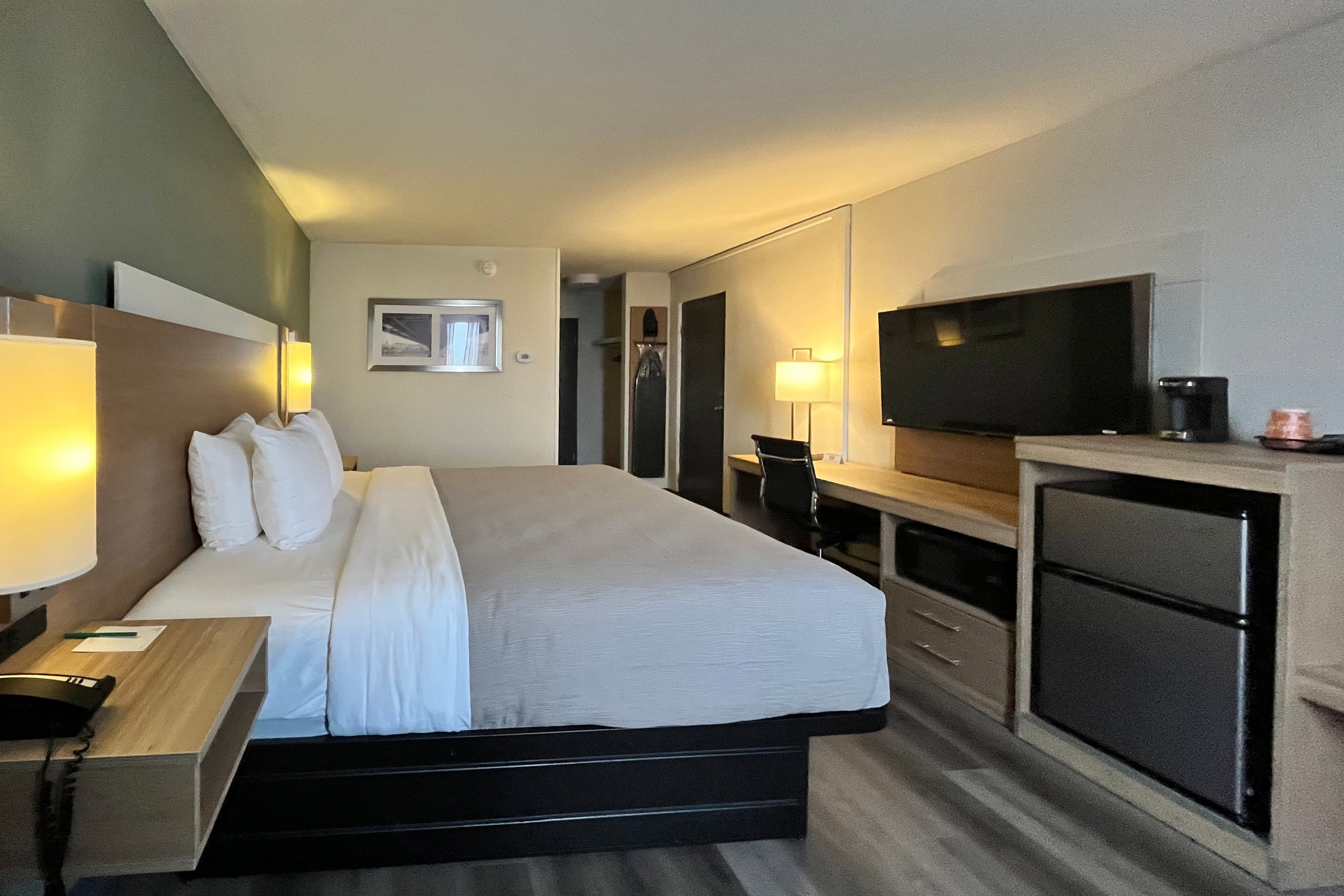 Quality Inn Hermitage South - Image 5