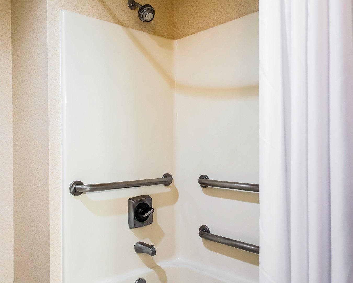 Quality Inn Harrisburg - Hershey Area — 13