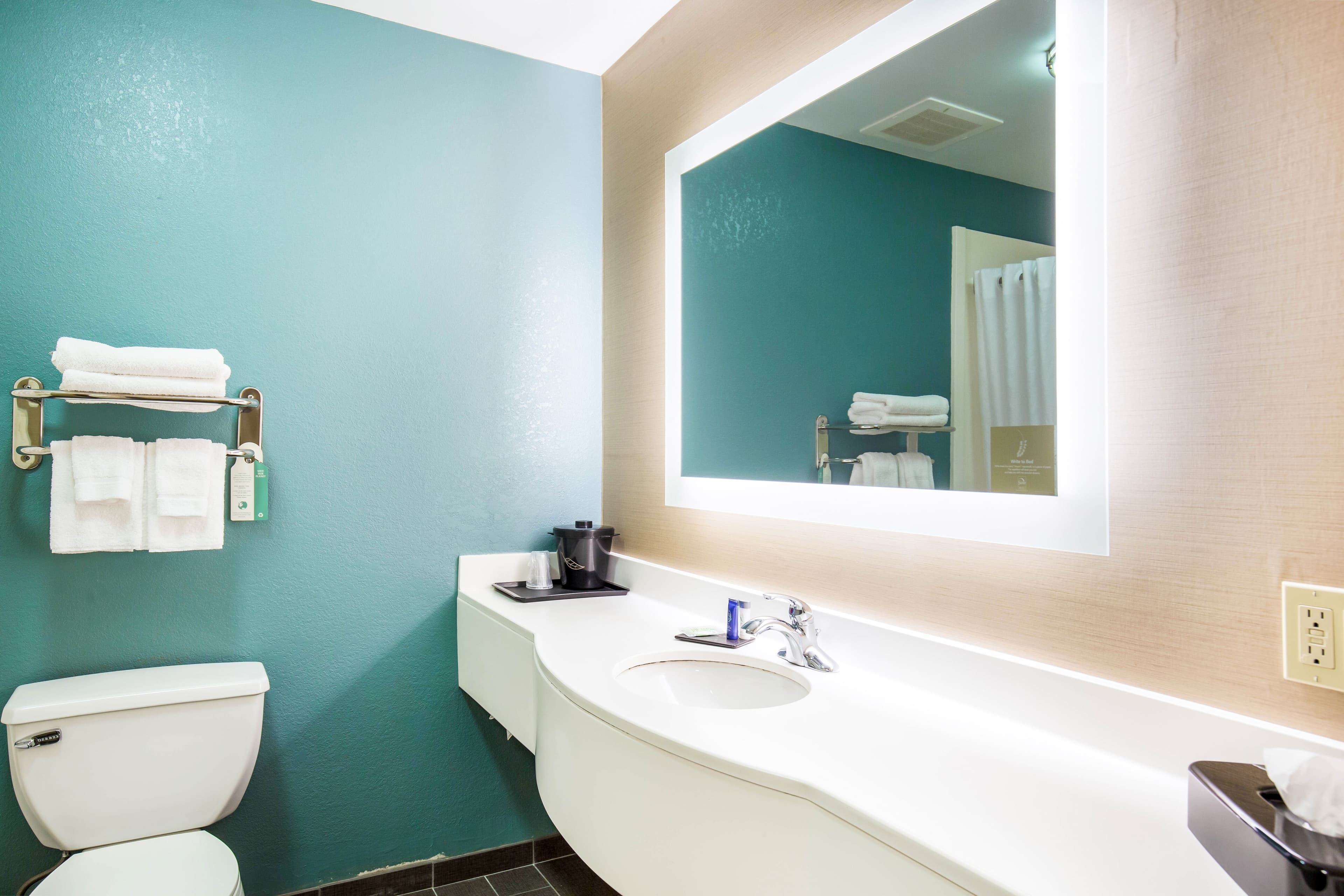 Sleep Inn & Suites Dunmore — 18