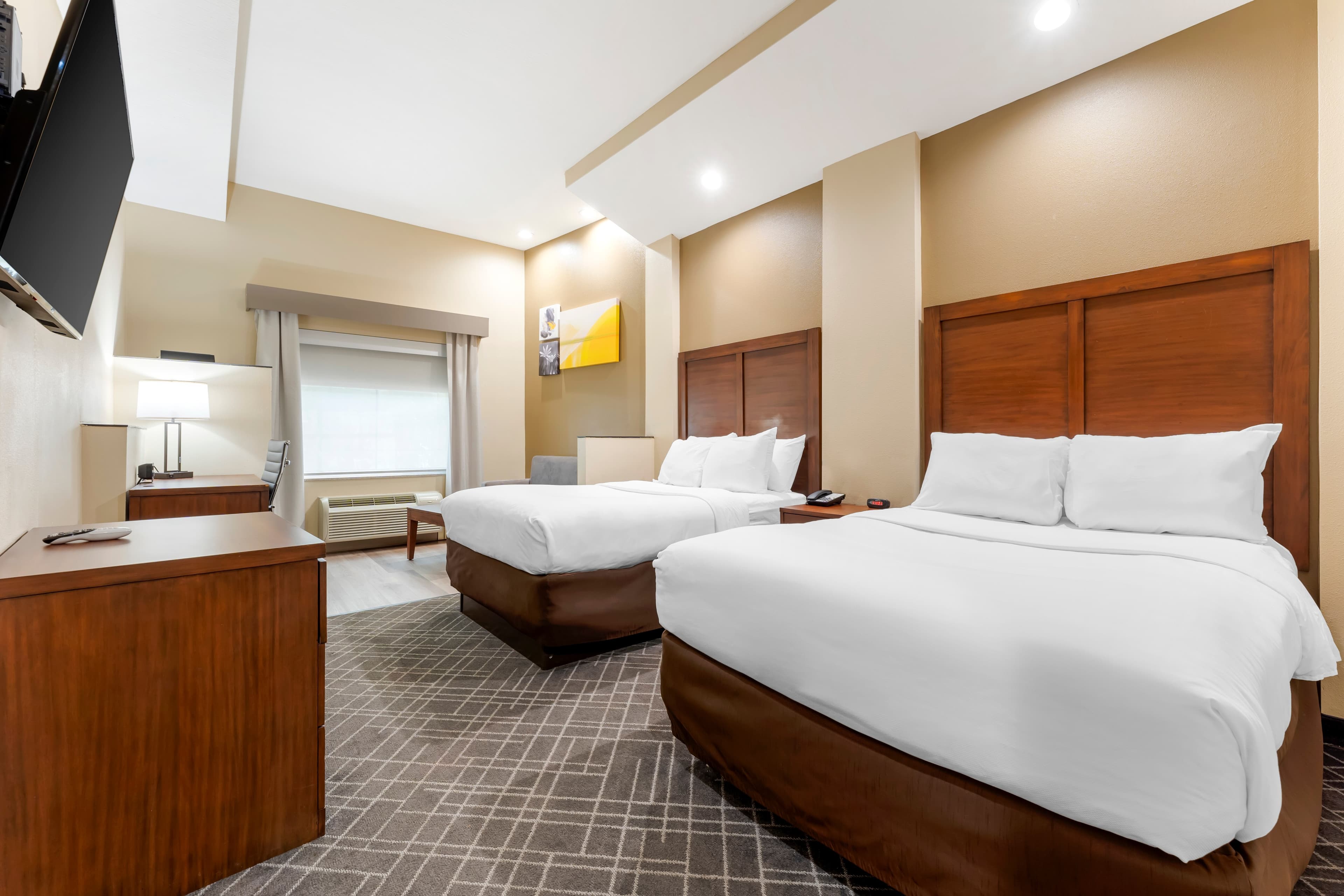 Comfort Suites Monaca — 25