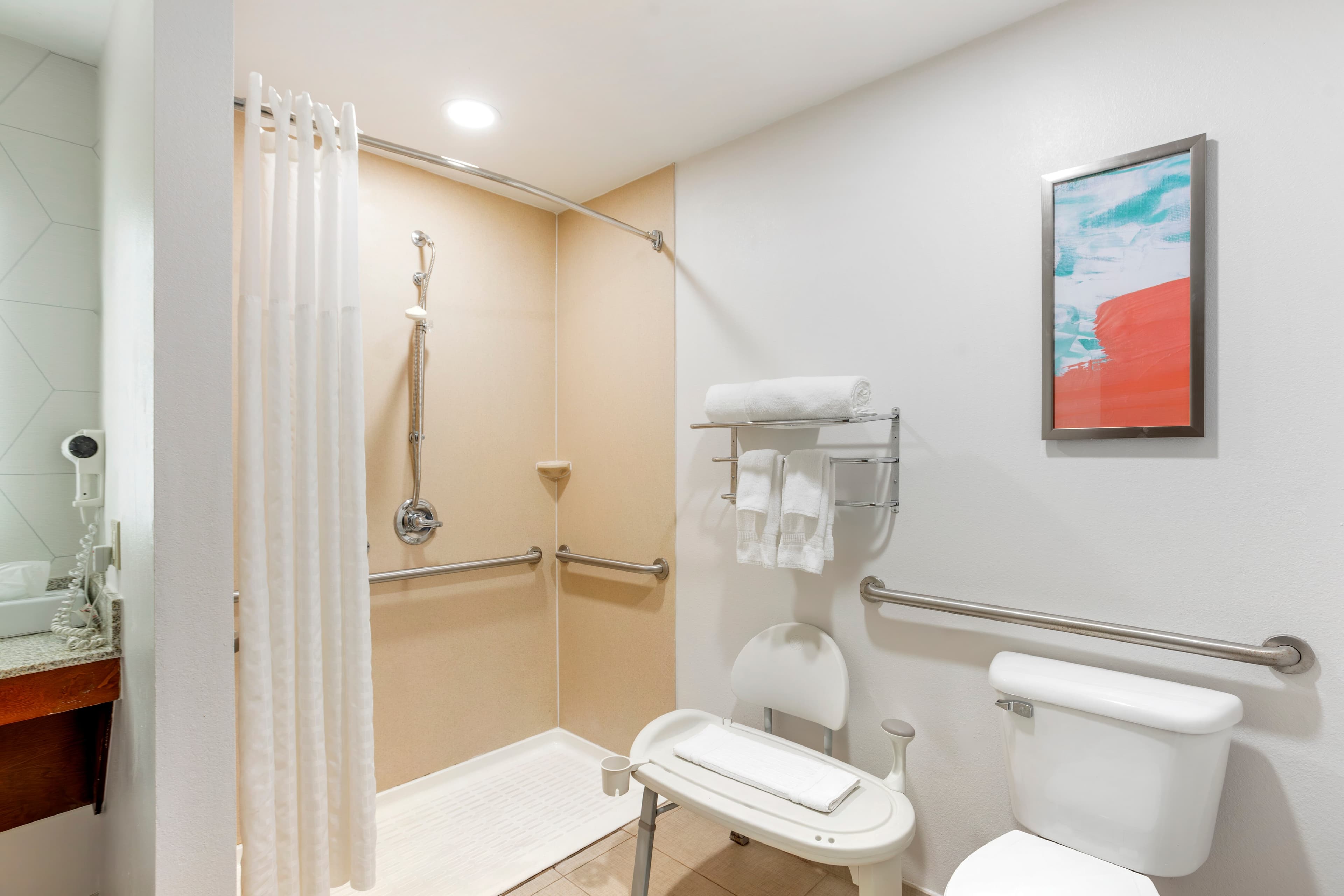 Comfort Suites Bloomsburg — 6