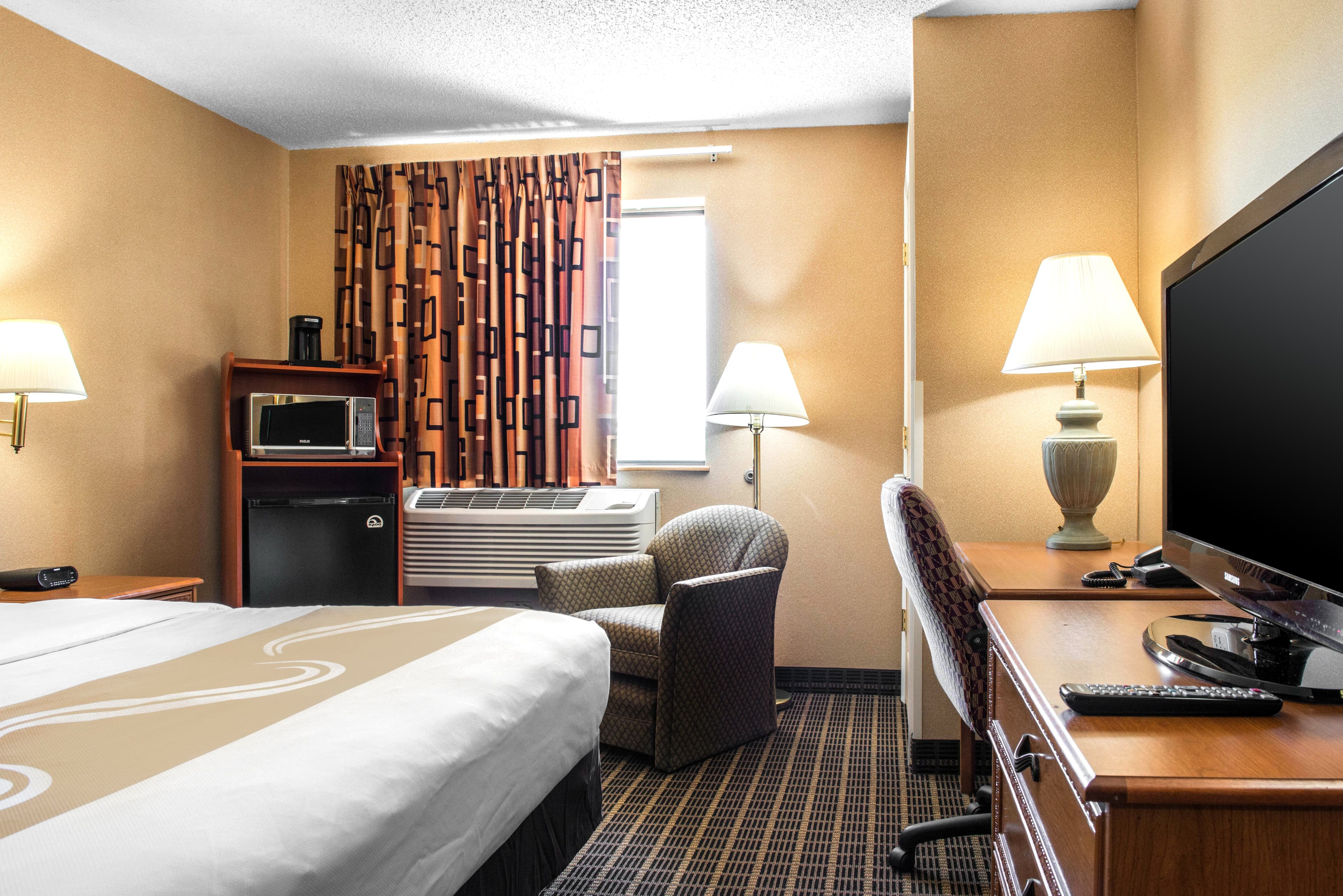 Quality Inn Meadville - Image 3