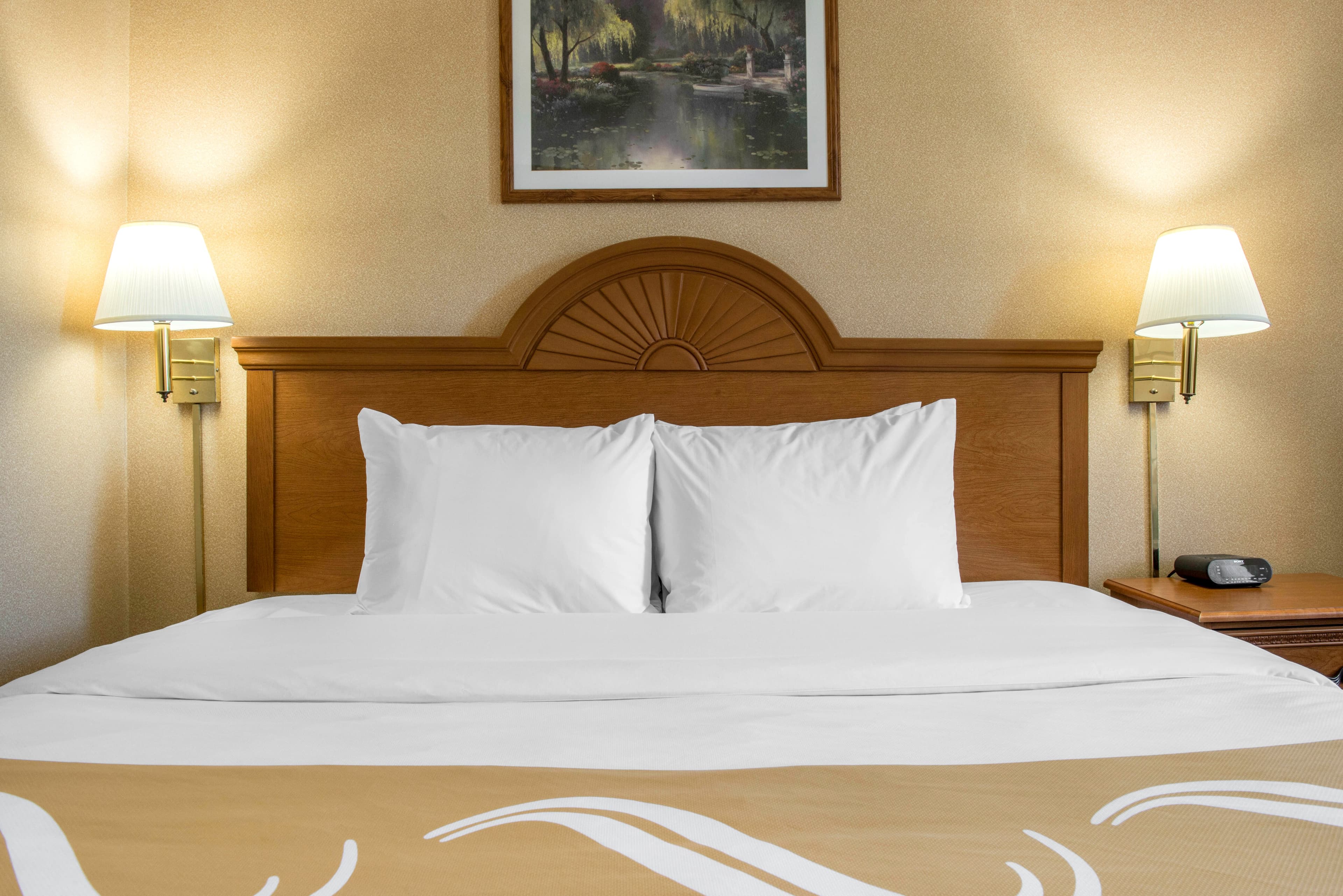 Quality Inn Meadville - Image 4