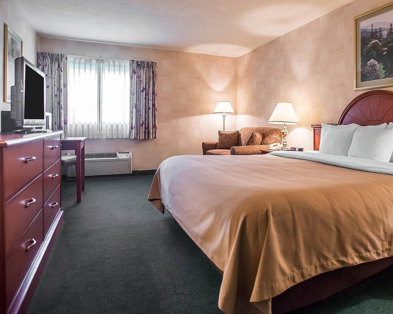 Quality Inn New Columbia-Lewisburg - Image 5