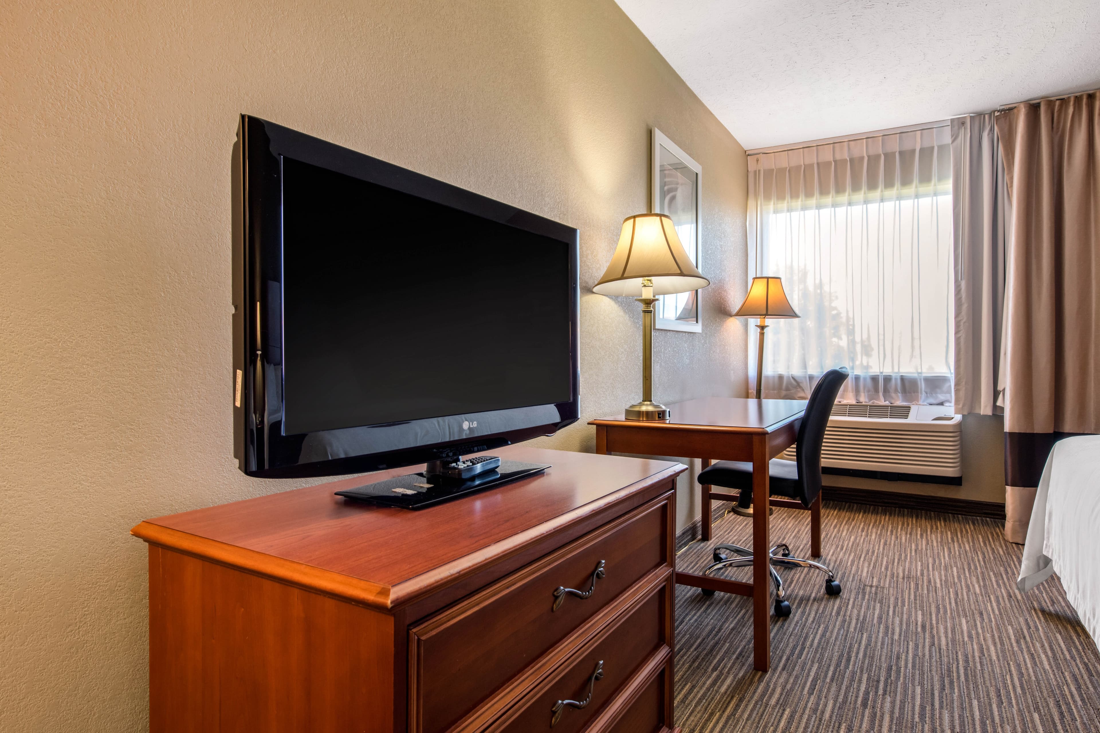 Quality Inn & Suites New Castle — 13