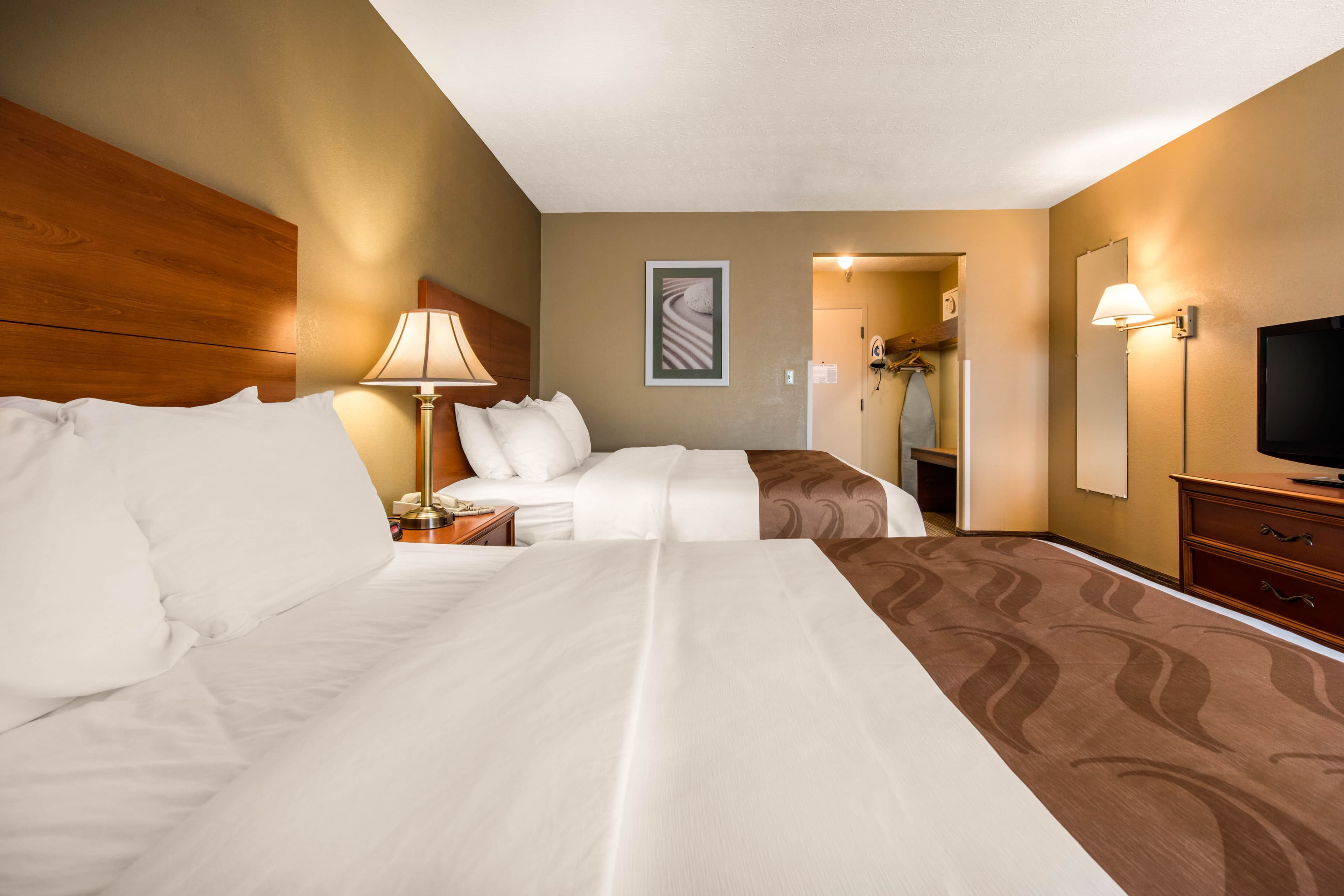Quality Inn & Suites New Castle — 15