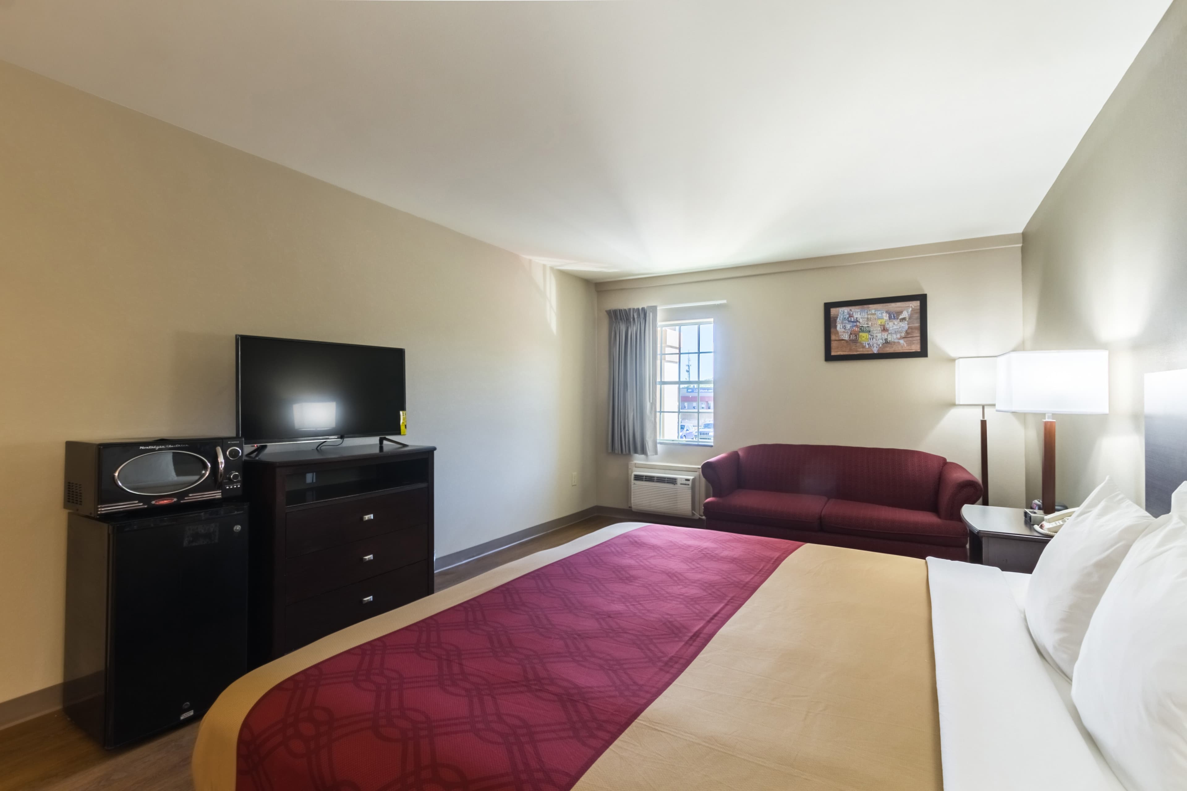 Econo Lodge Harrisburg - Southwest of Hershey Area — 7