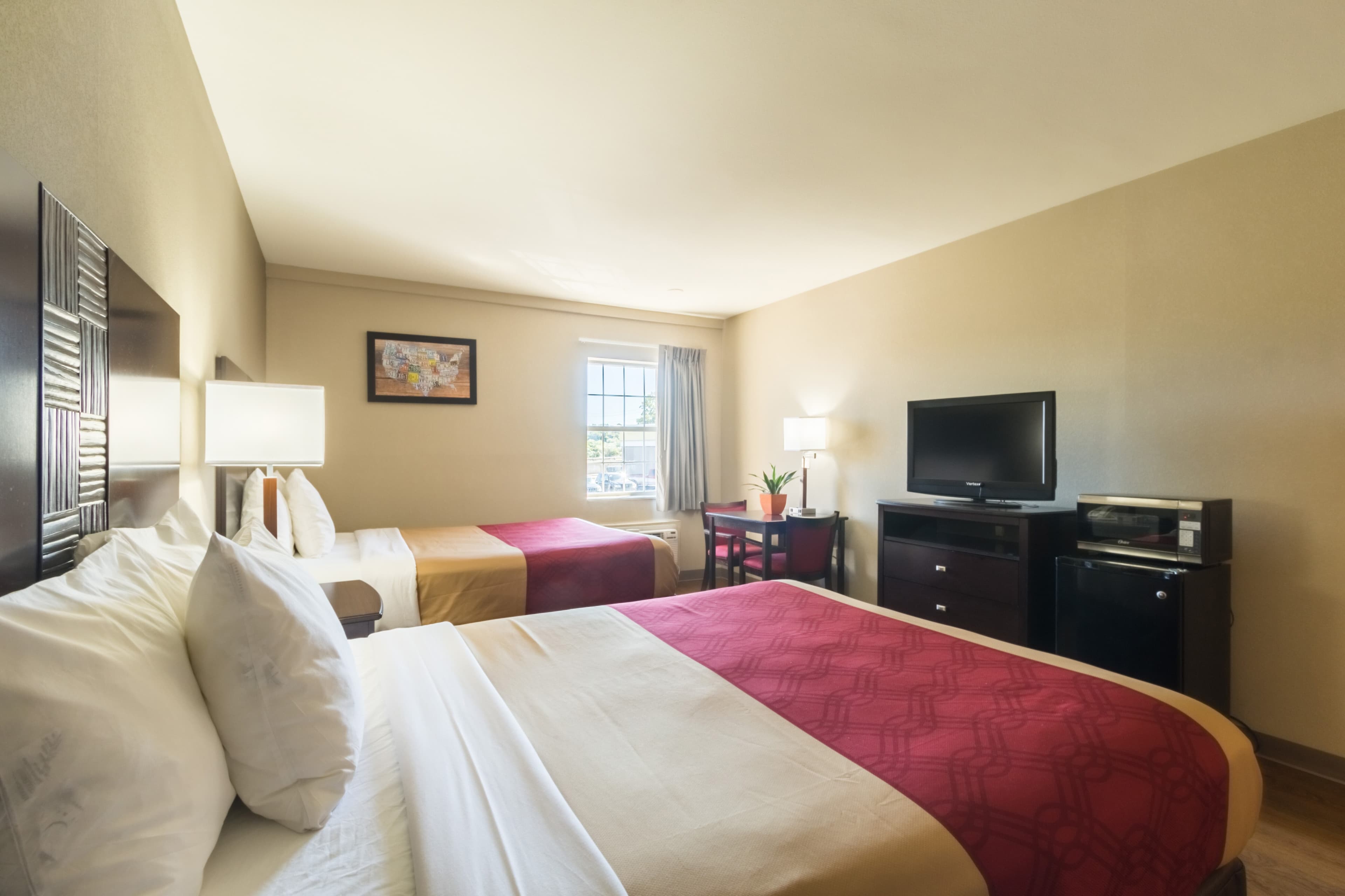 Econo Lodge Harrisburg - Southwest of Hershey Area — 18