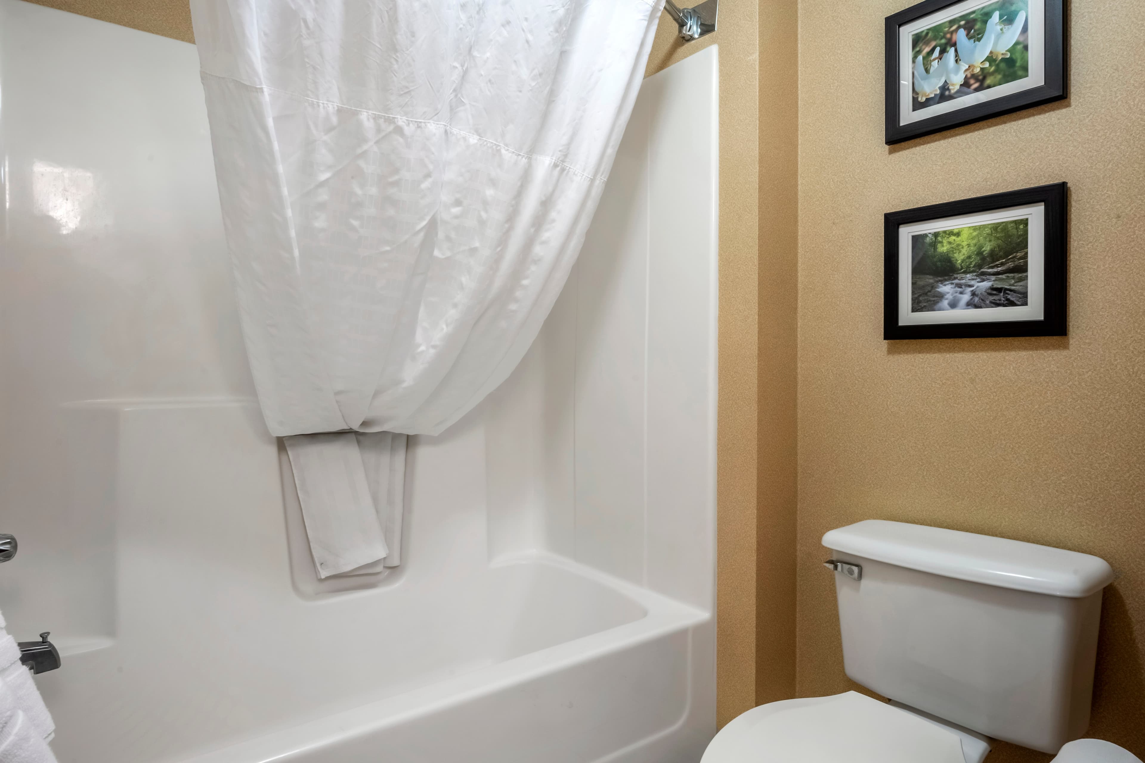 Comfort Inn Meadowlands - Image 3