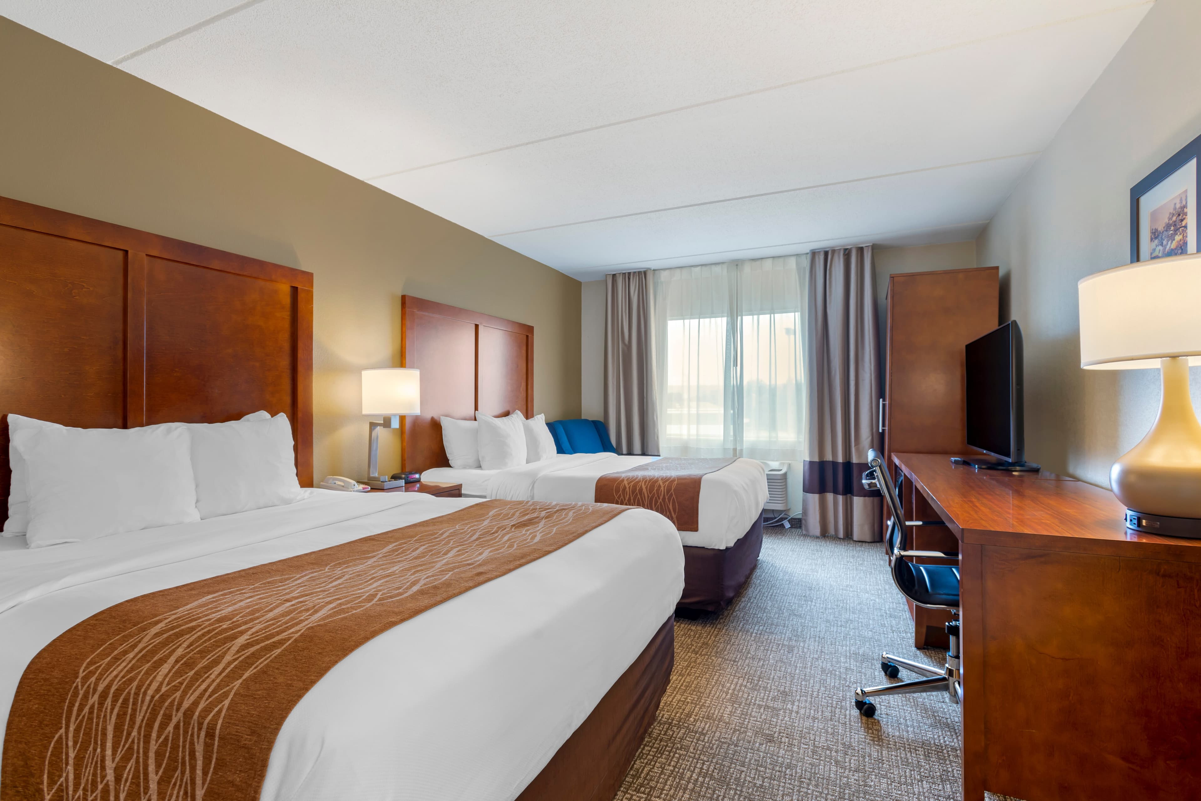 Comfort Inn & Suites Wilkes Barre - Arena — 12