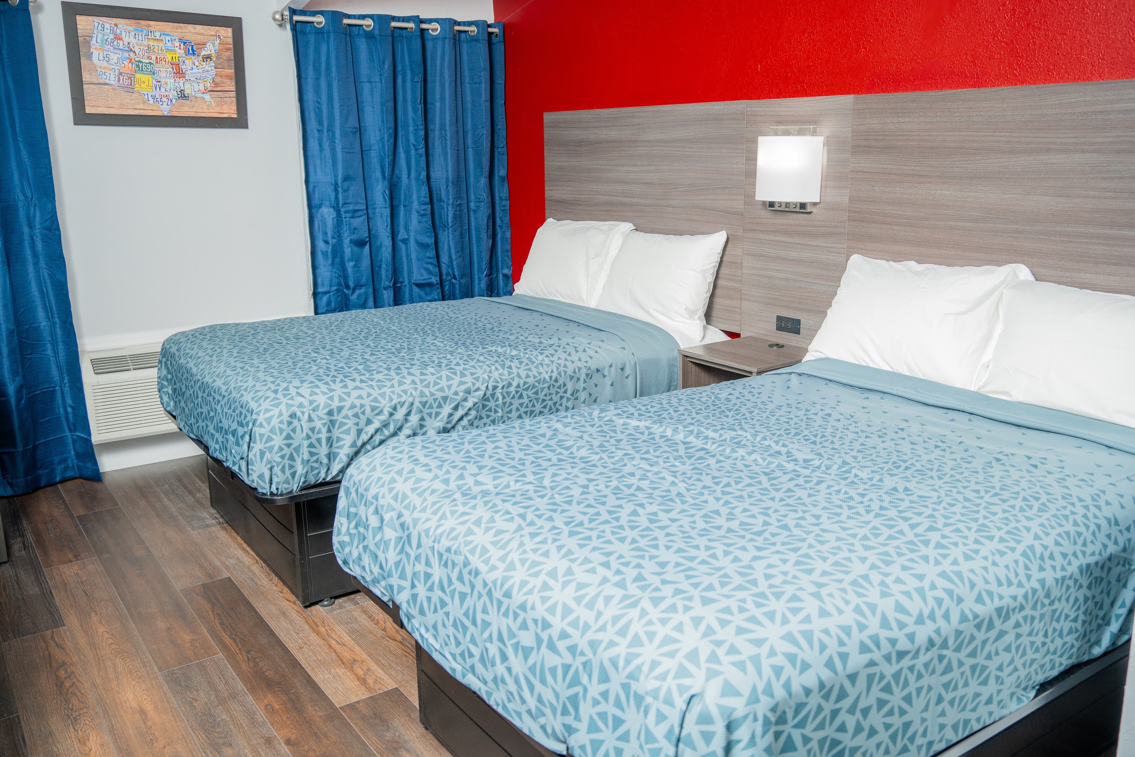 Econo Lodge Clarks Summit - Scranton - Image 2