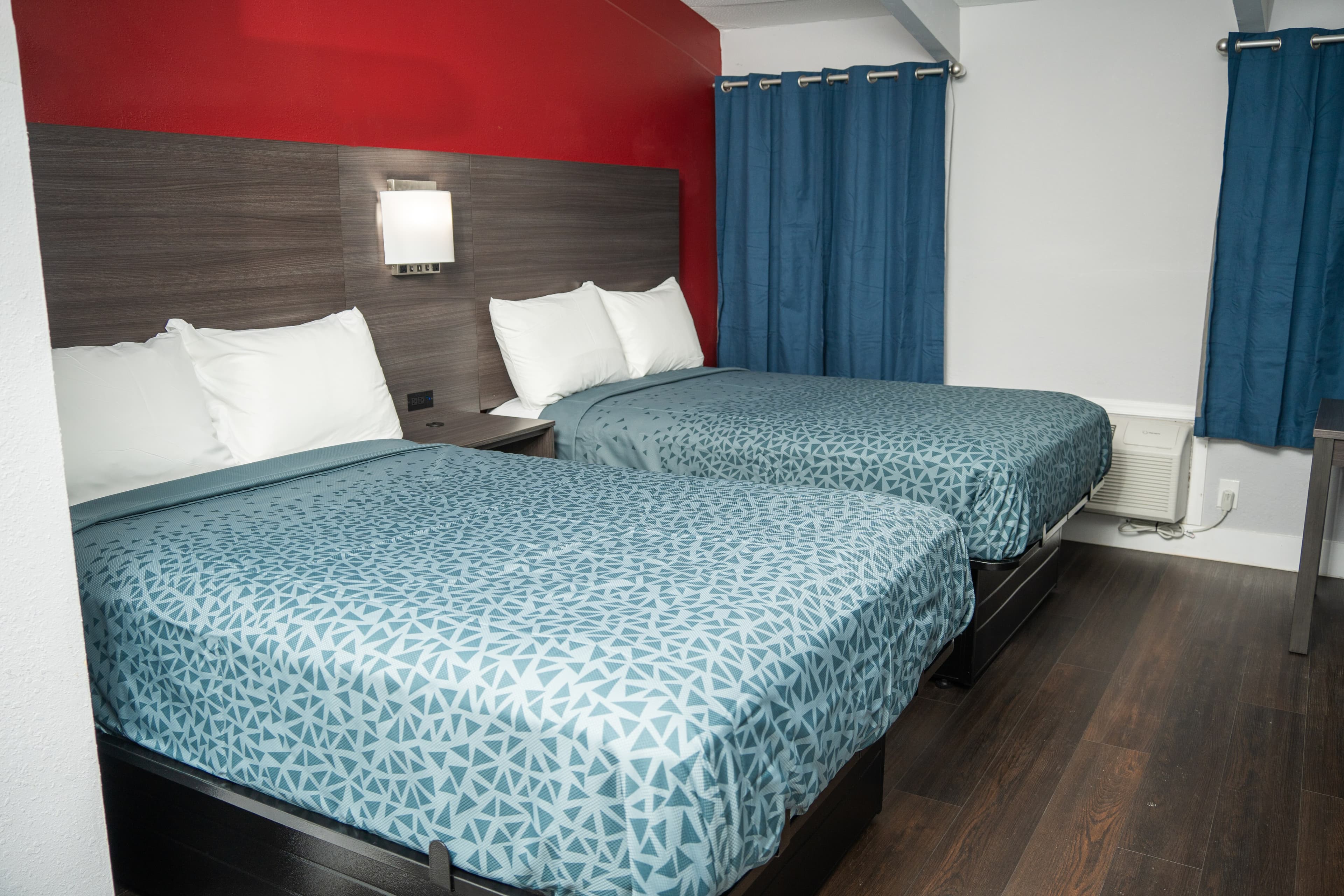 Econo Lodge Clarks Summit - Scranton — 8