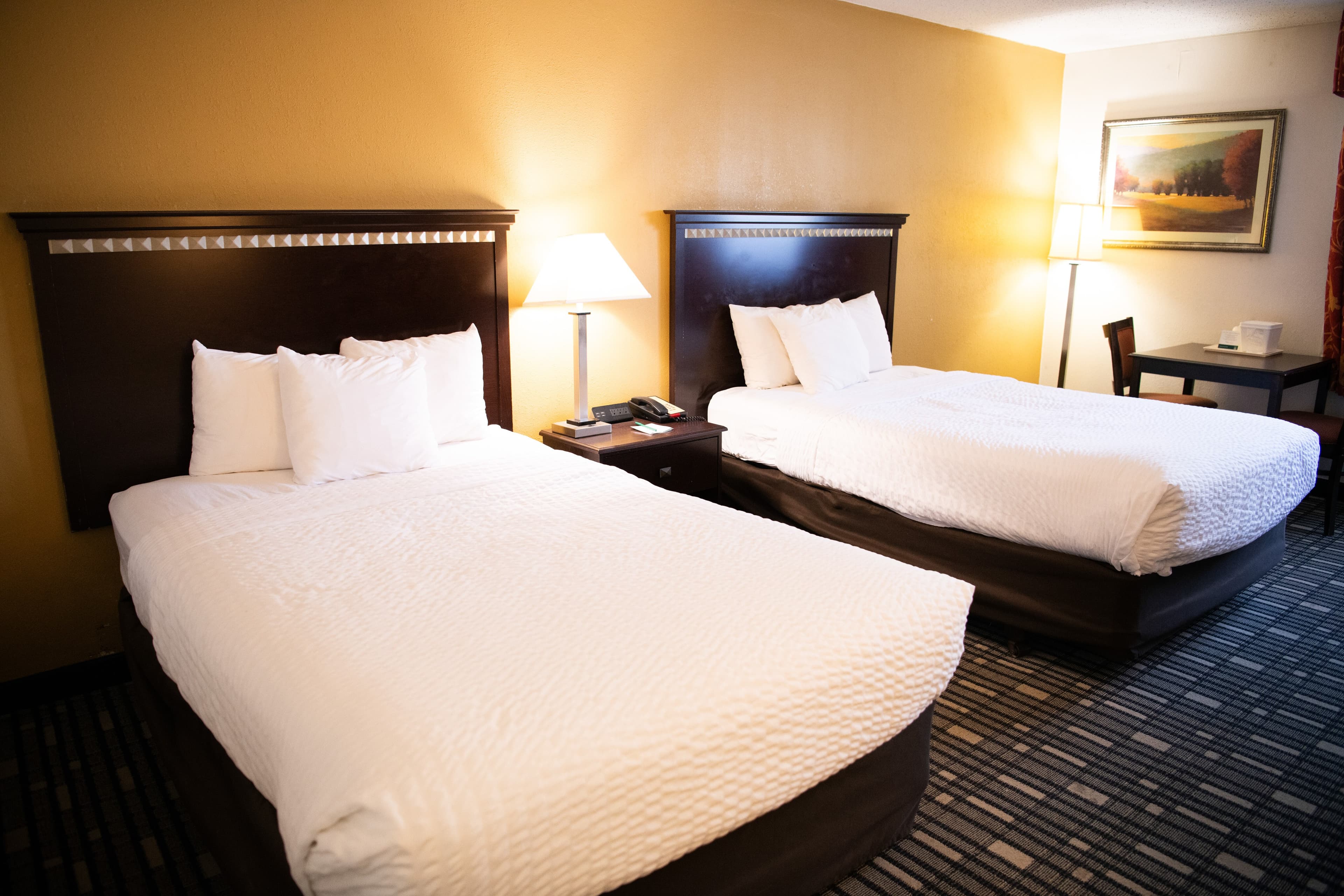 Quality Inn Somerset - Image 3