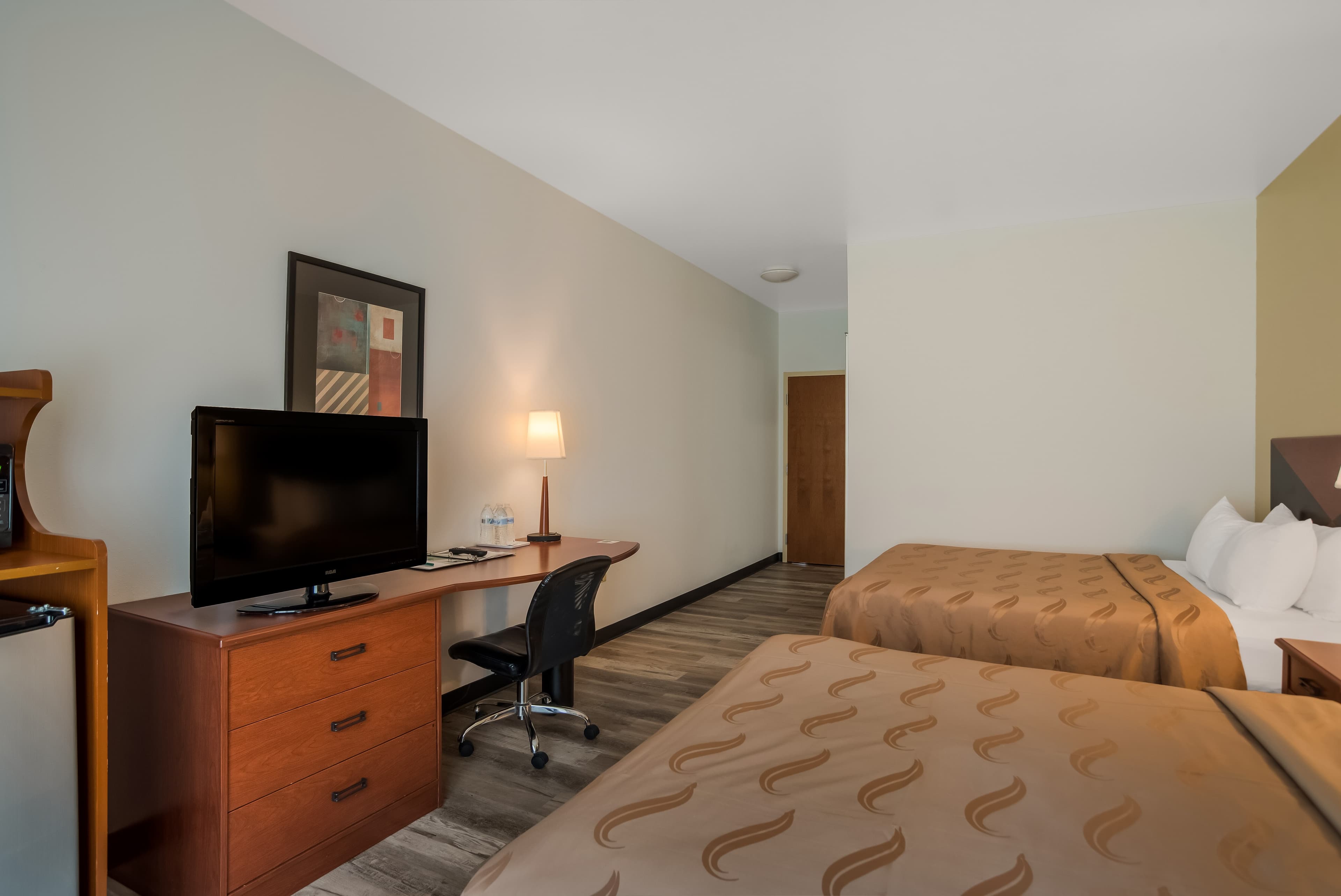 Quality Inn & Suites Chambersburg Northeast — 7