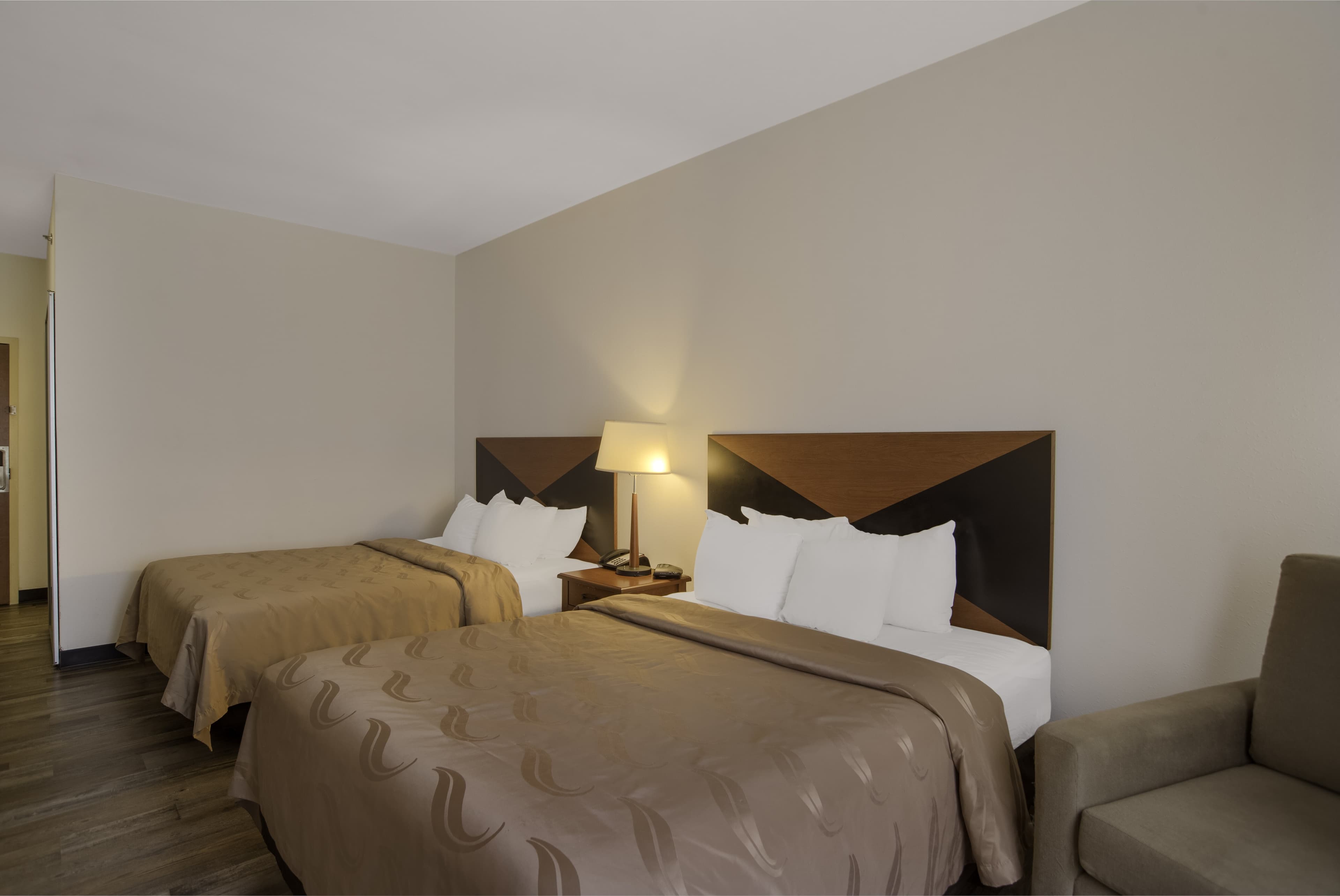 Quality Inn & Suites Chambersburg Northeast — 15