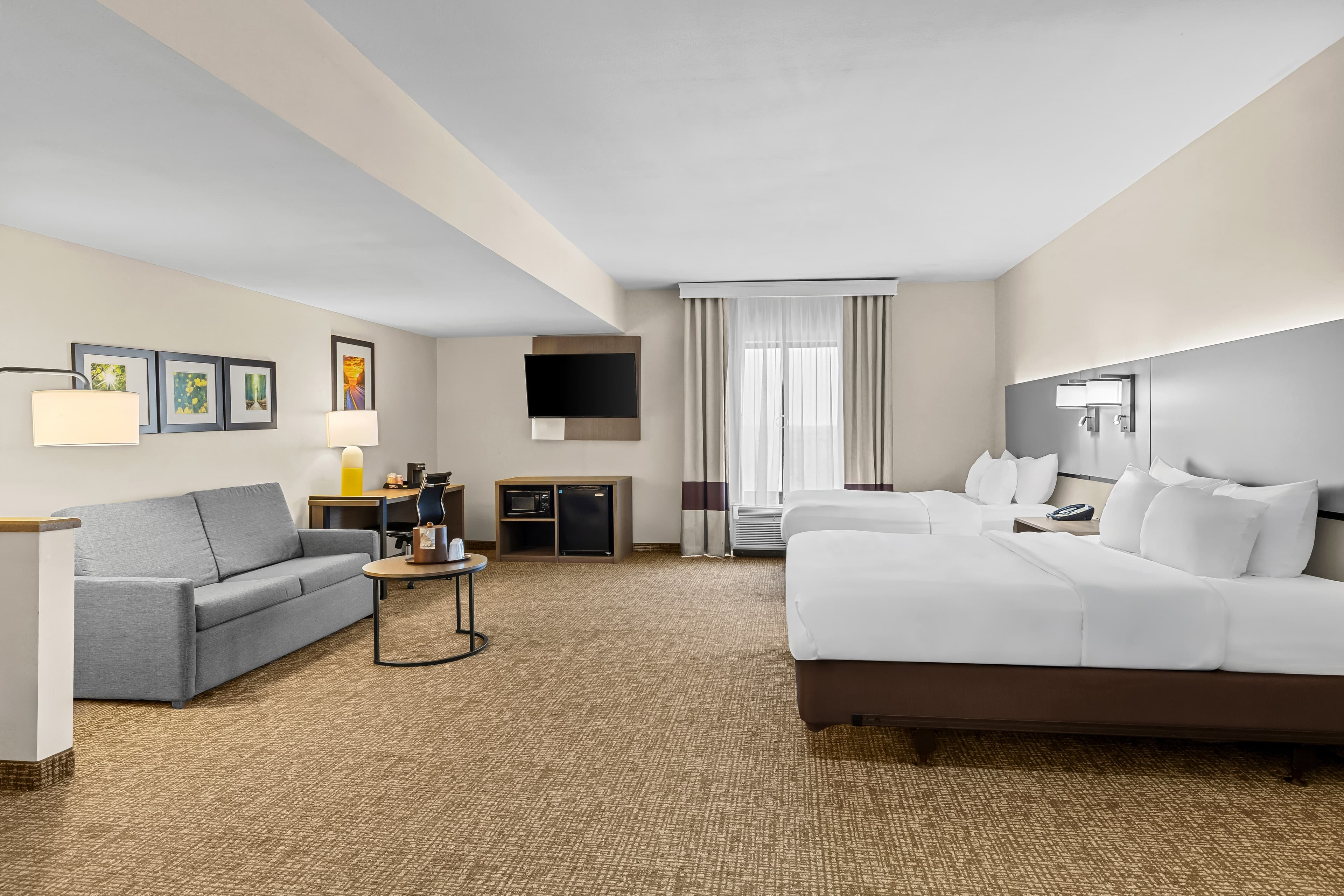 Comfort Suites Edinboro — 7
