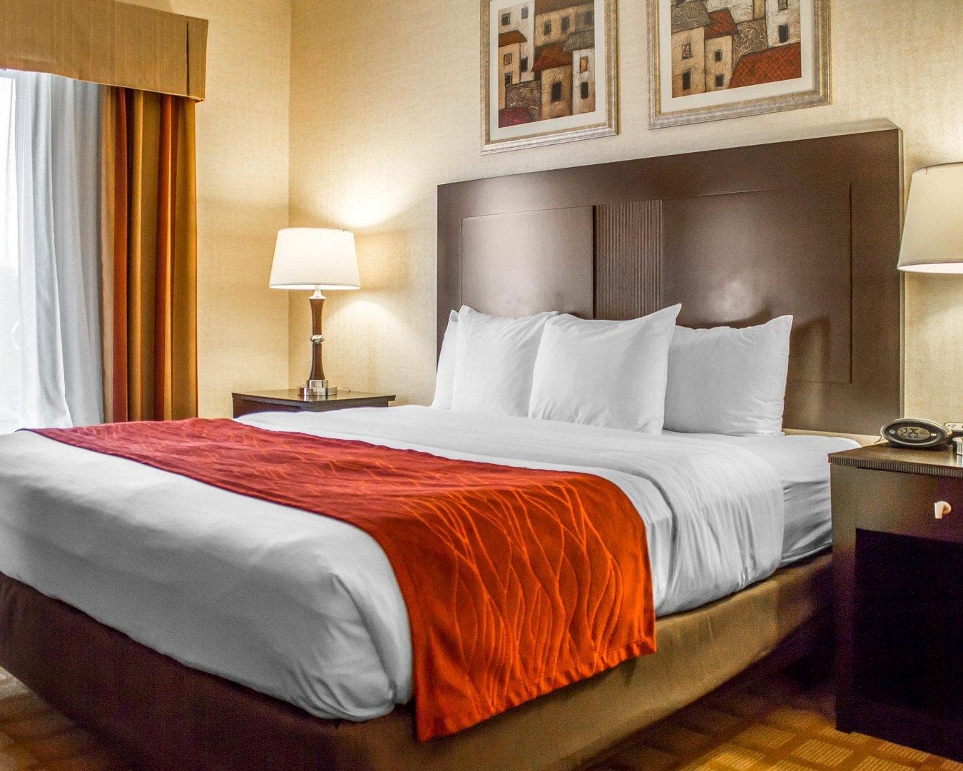 Comfort Suites Edinboro - Image 2