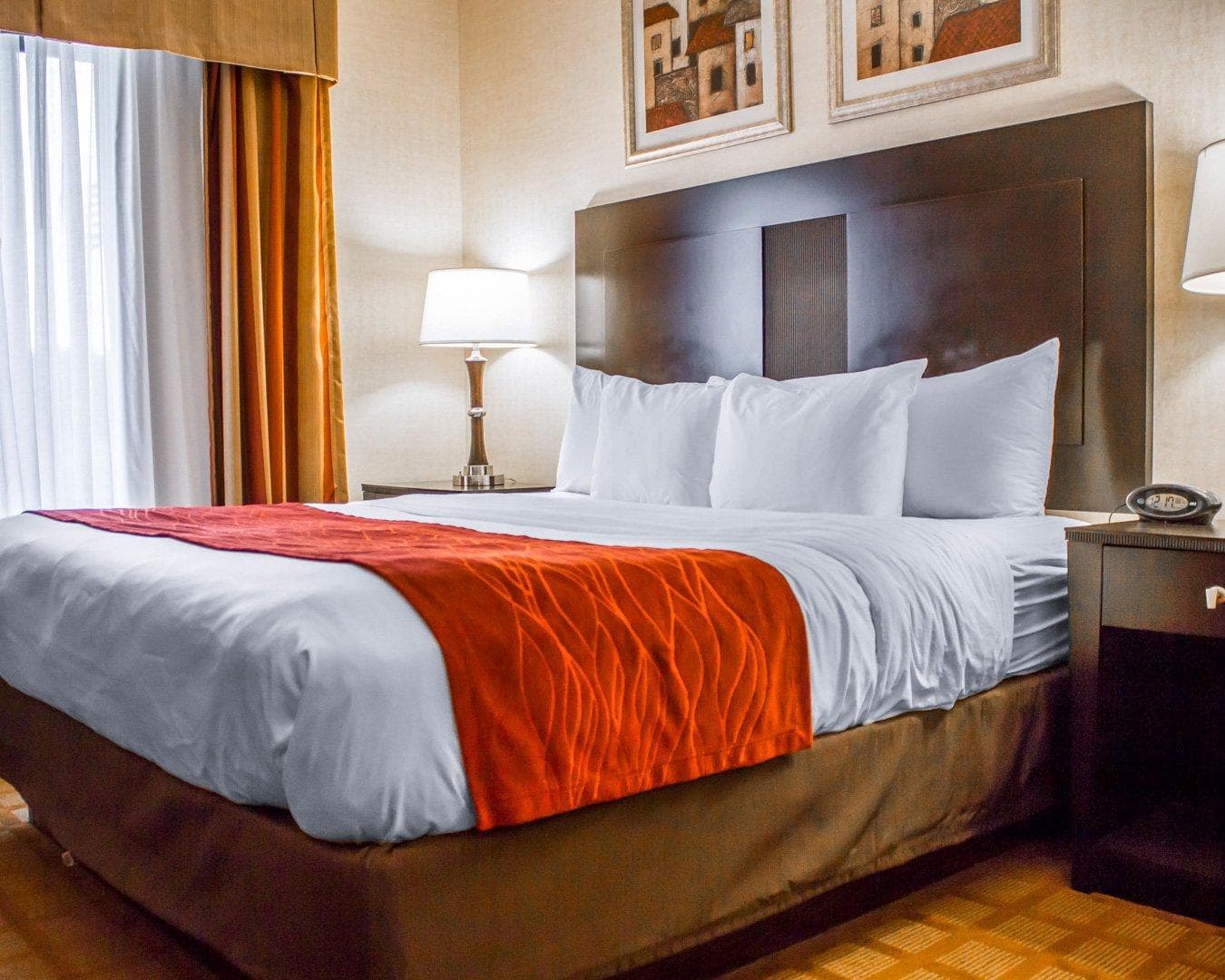 Comfort Suites Edinboro — 8