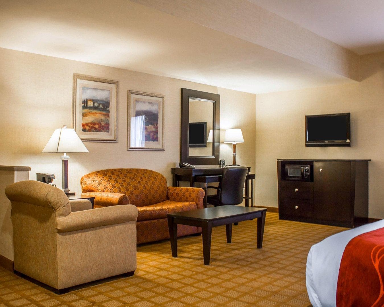 Comfort Suites Edinboro — 7