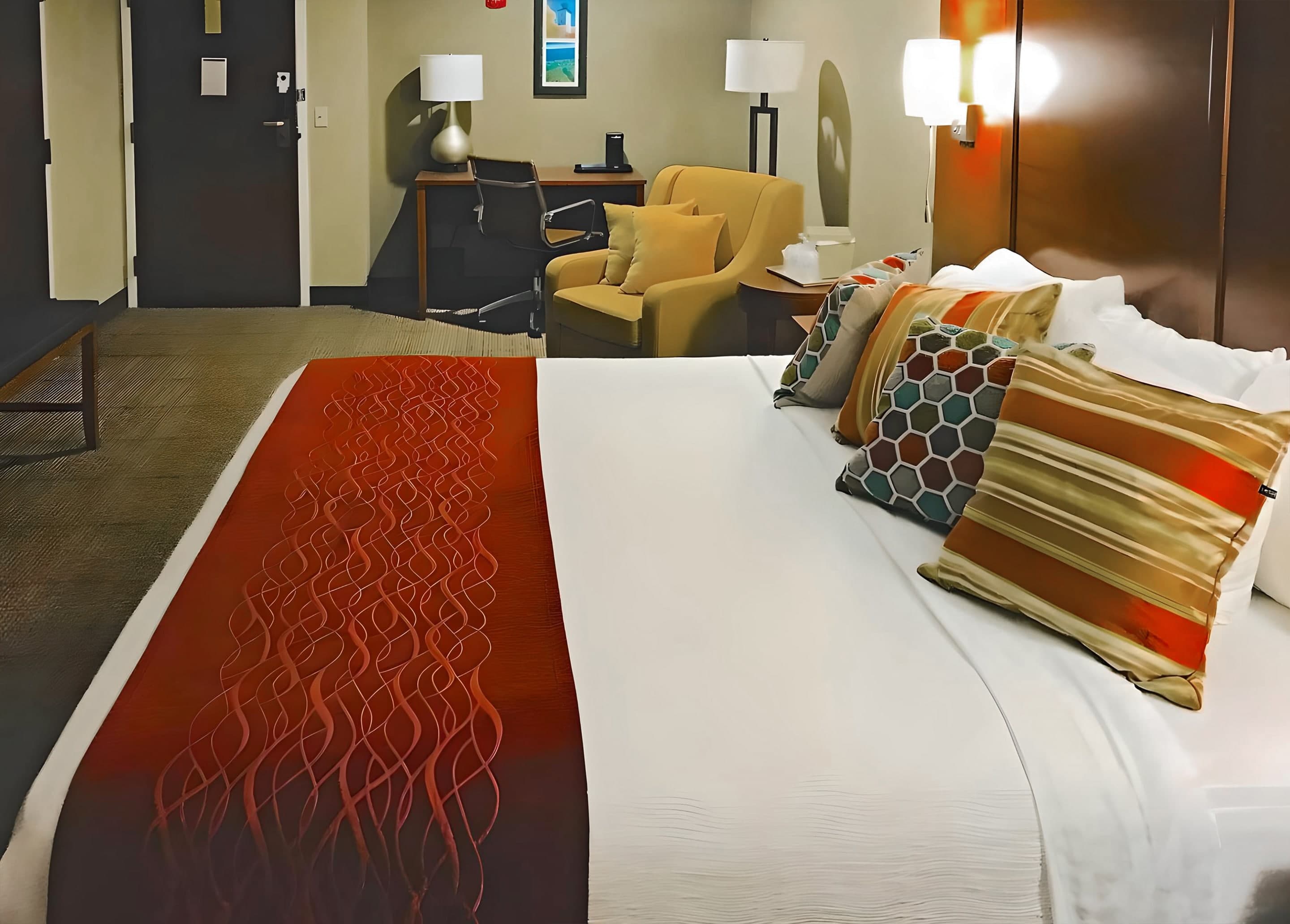 Comfort Inn, Erie - Near Presque Isle - Image 3