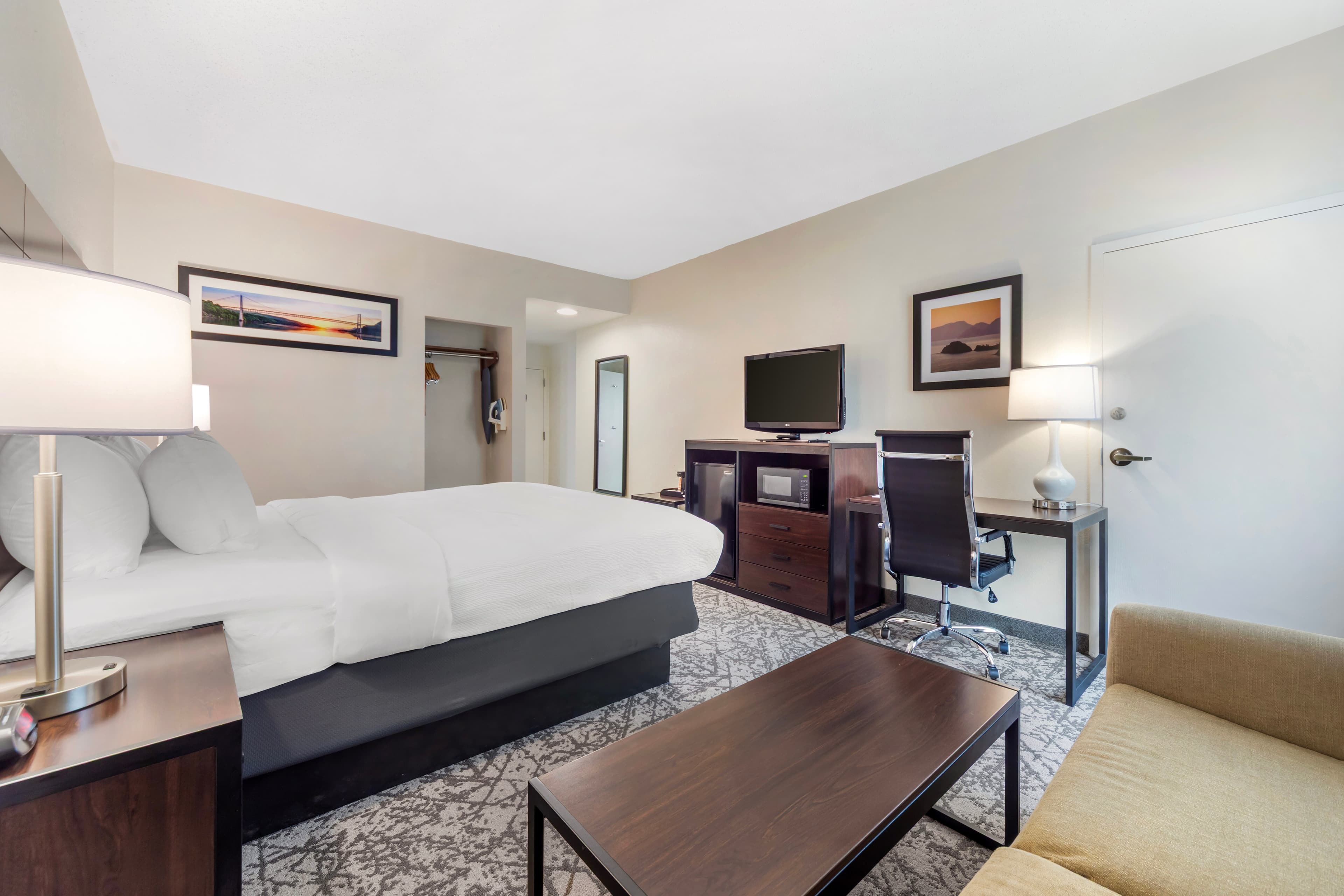 Quality Inn & Suites NJ State Capital Area - Image 4