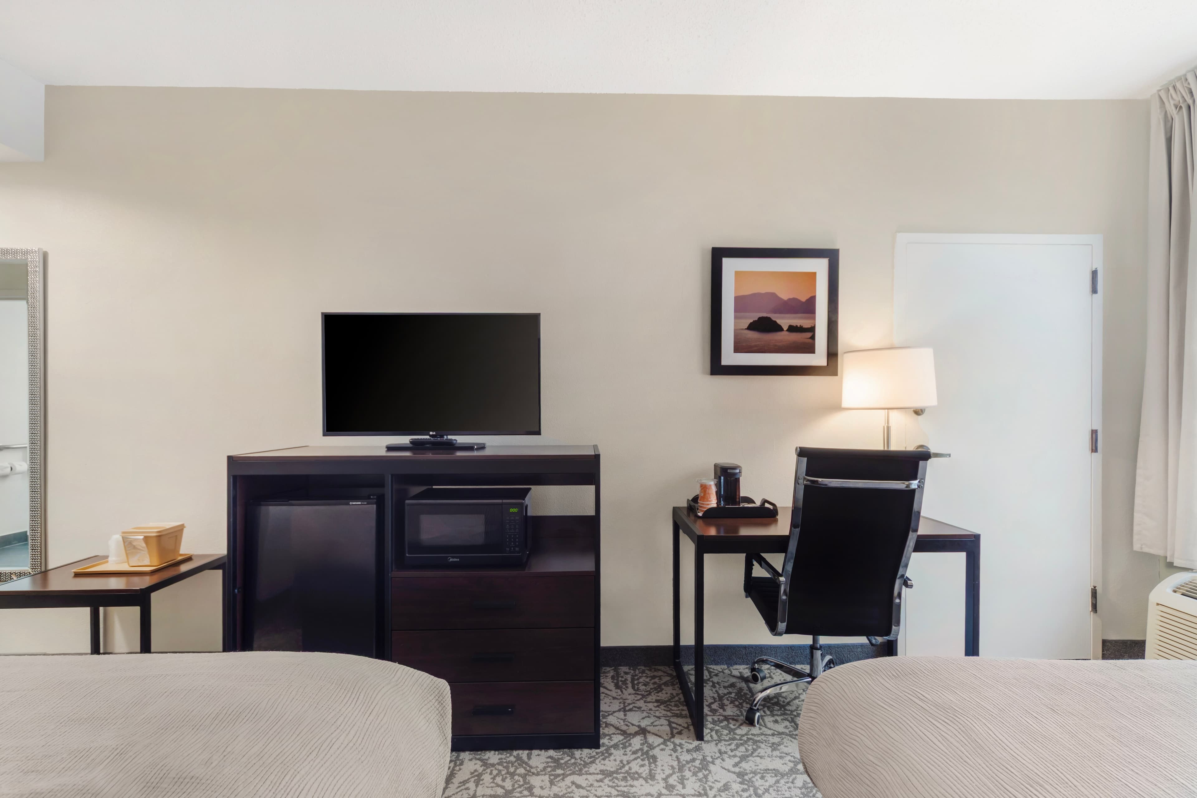 Quality Inn & Suites NJ State Capital Area — 8