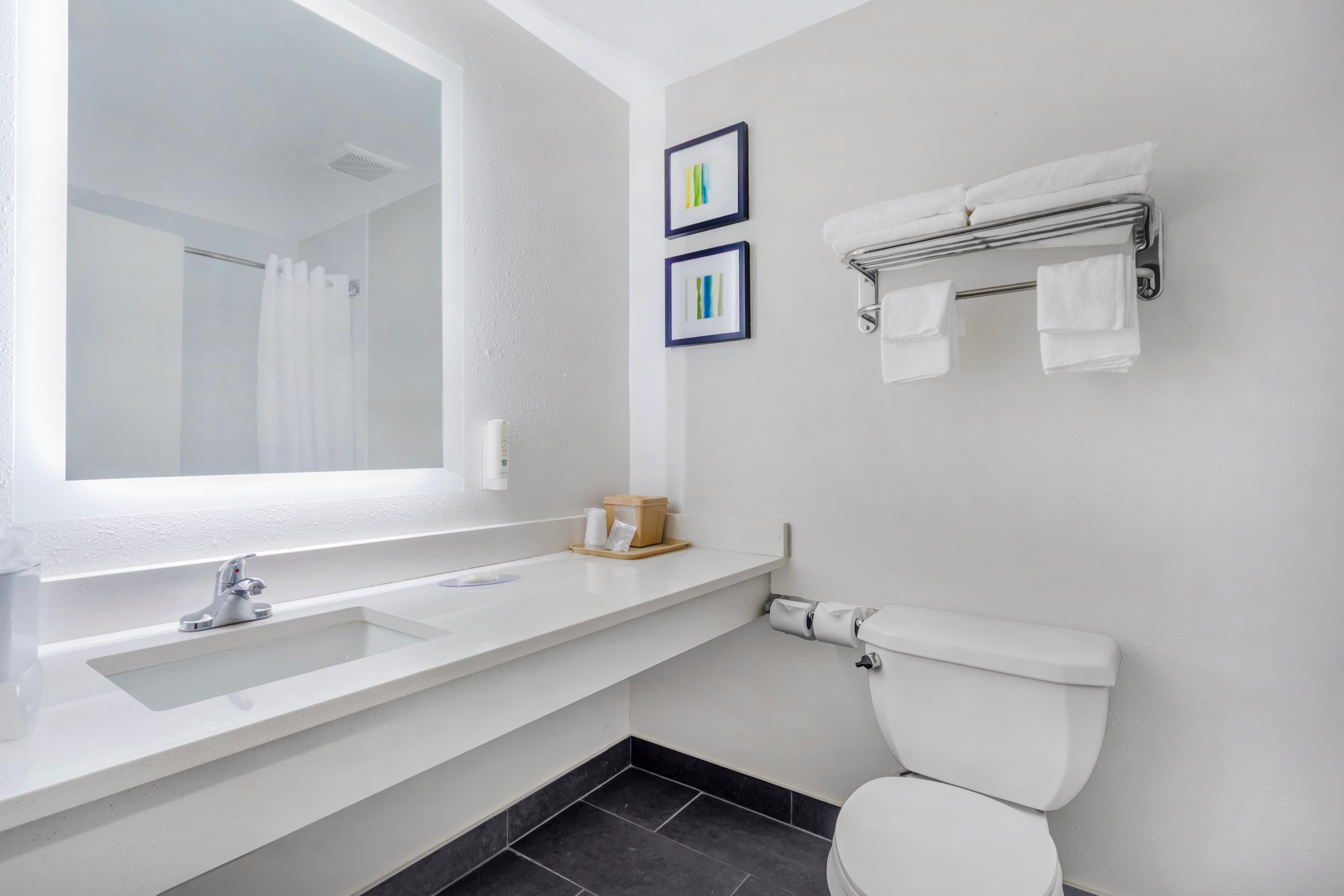 Quality Inn & Suites NJ State Capital Area — 18