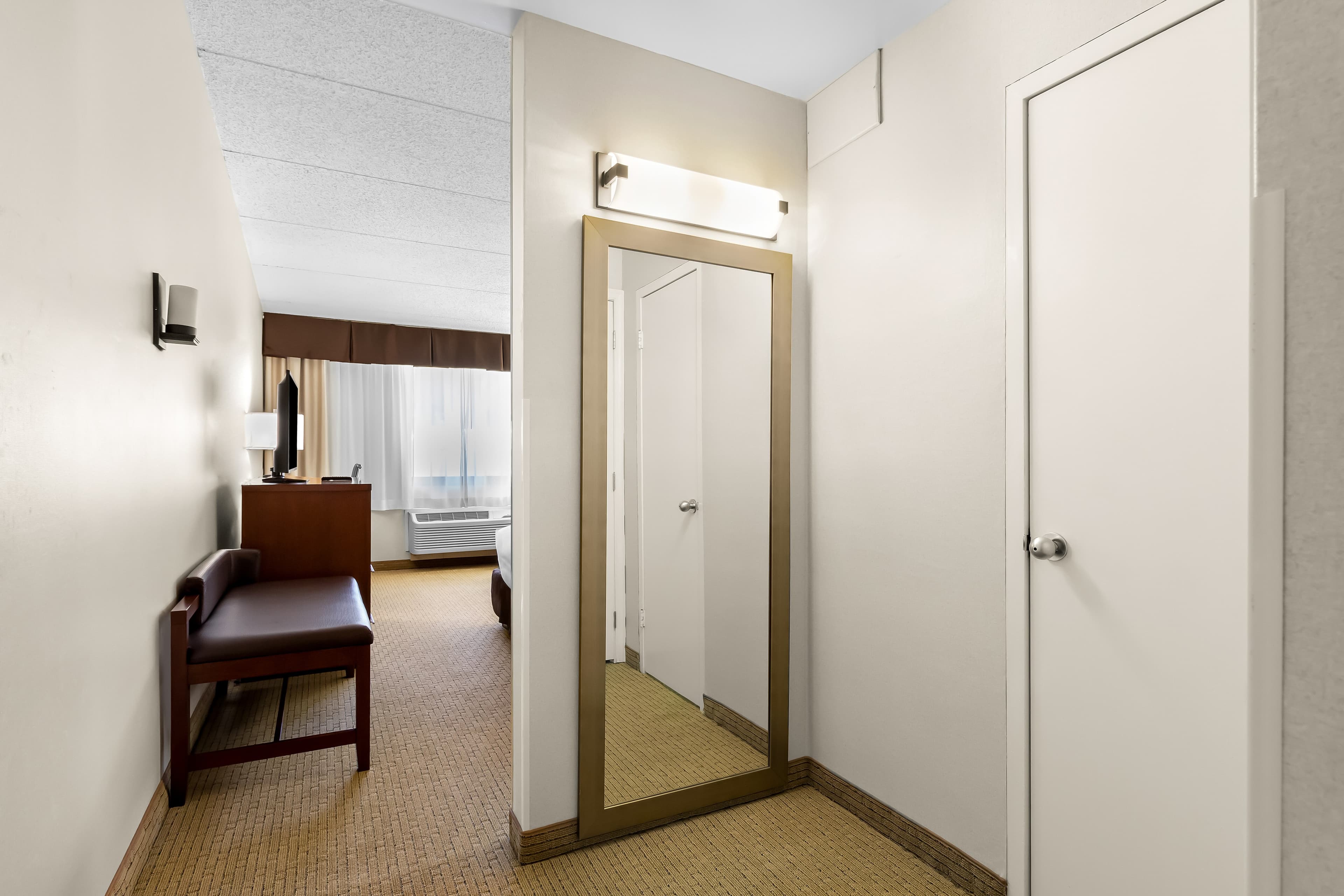 Comfort Inn Somerset — 17