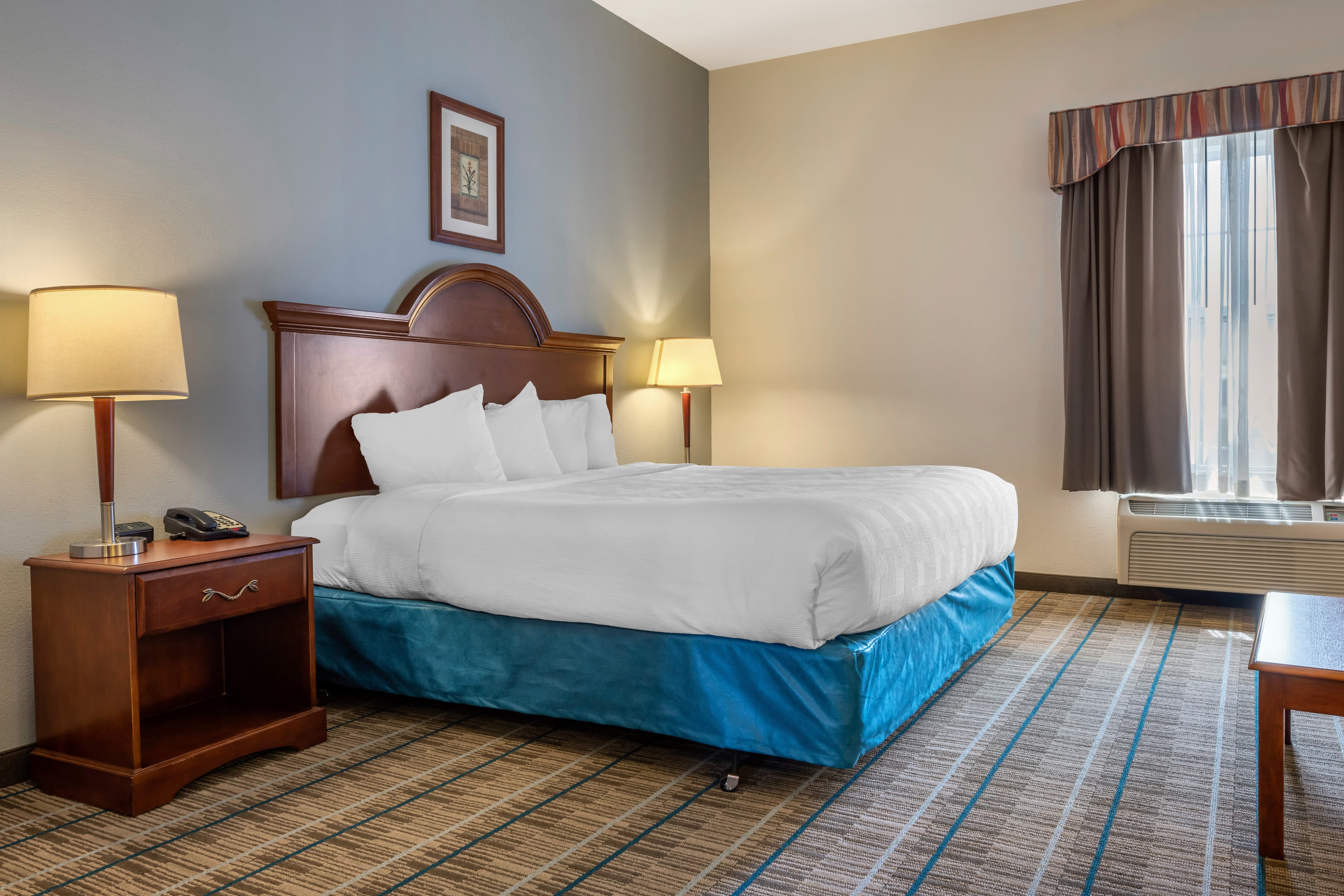 MainStay Suites Grantville - Hershey North - Image 2