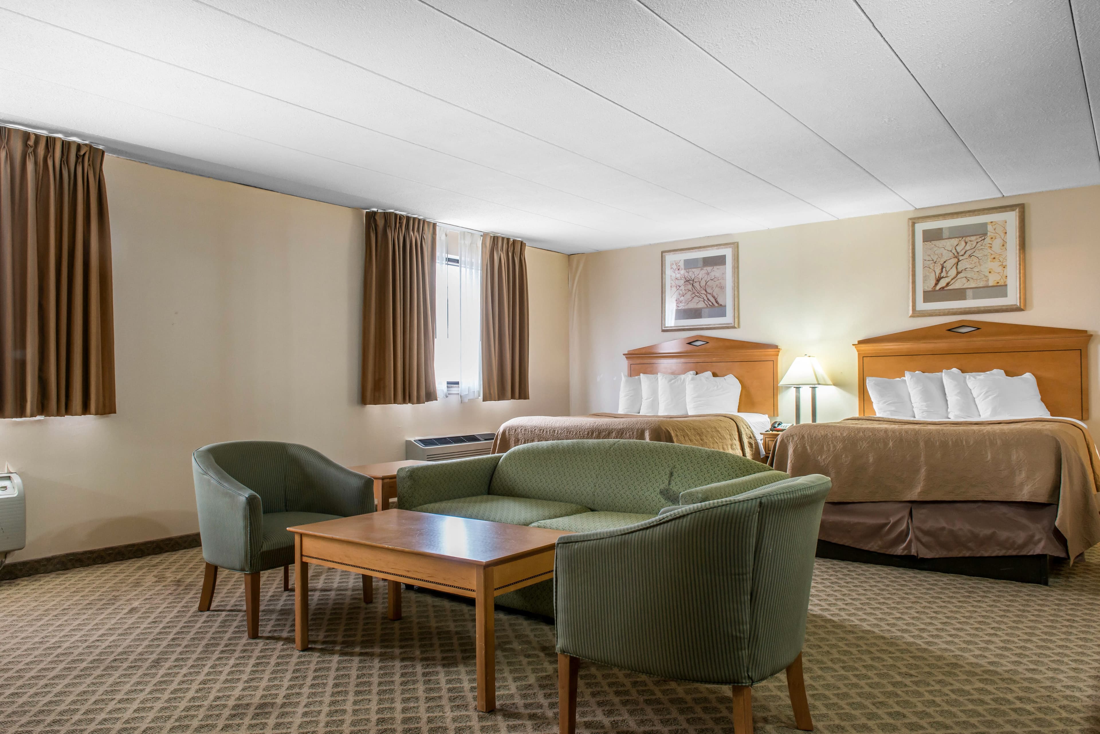 Quality Inn & Suites Fairview - Erie — 16