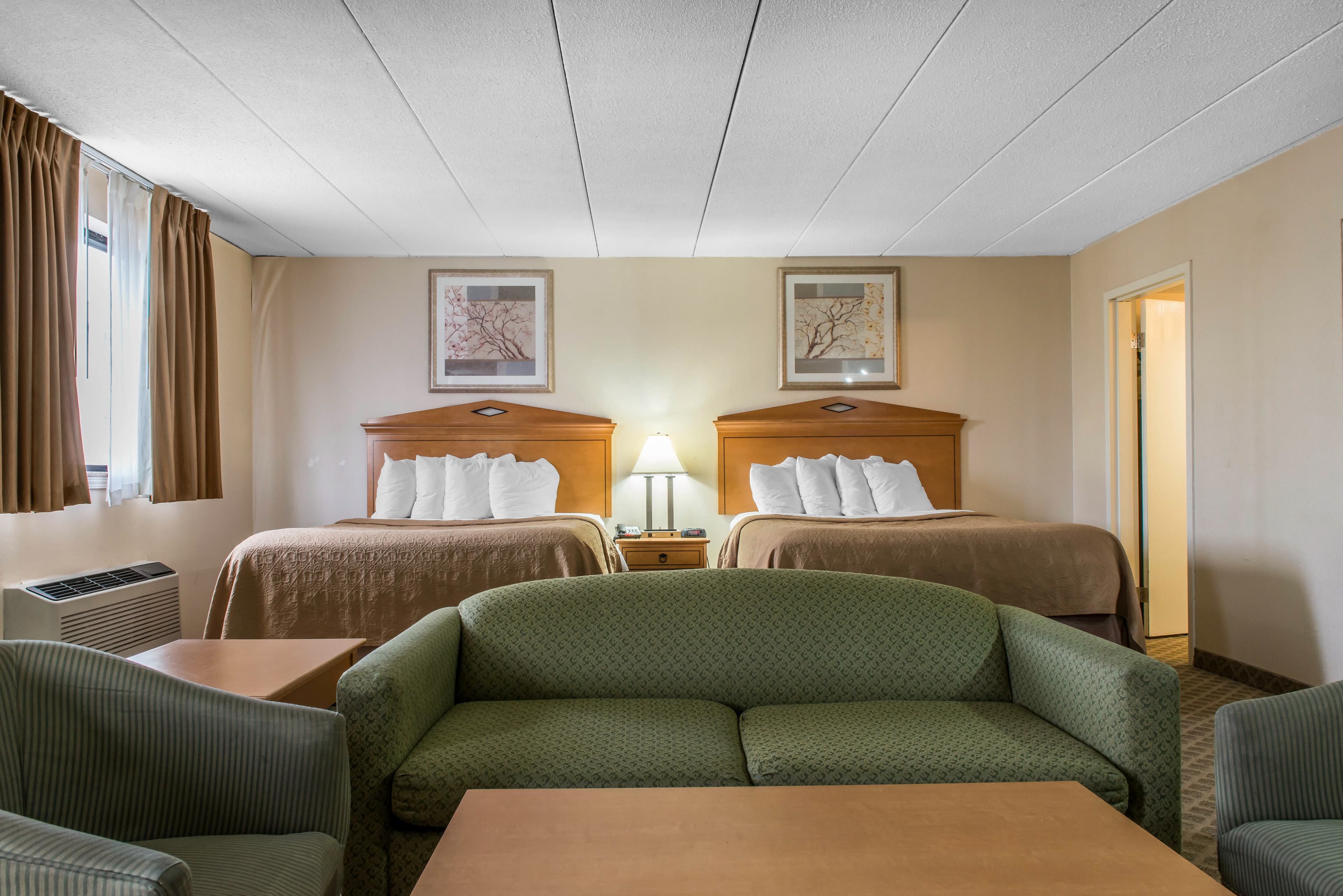 Quality Inn & Suites Fairview - Erie — 17