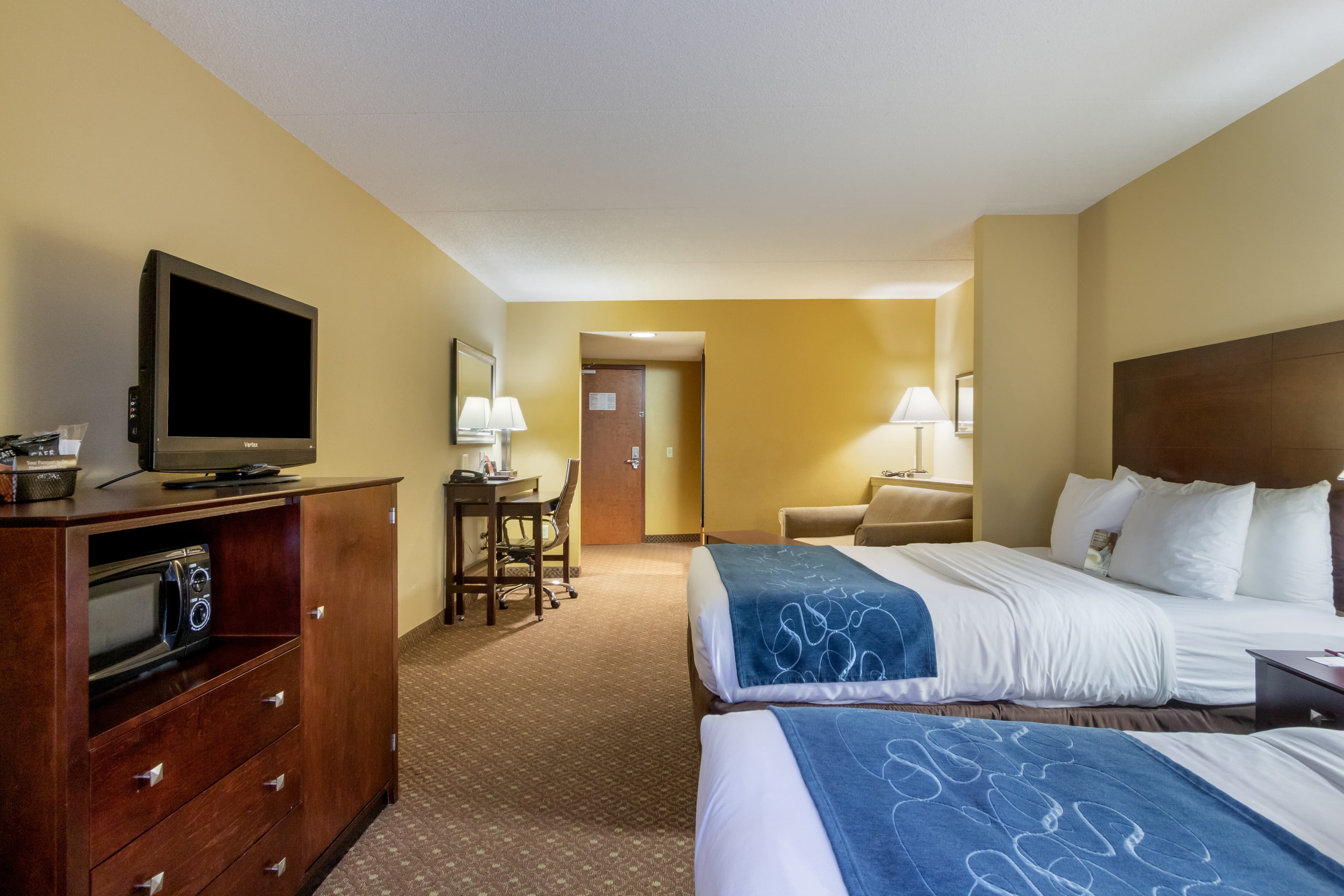 Comfort Suites Near Gettysburg Battlefield Visitor Center — 7