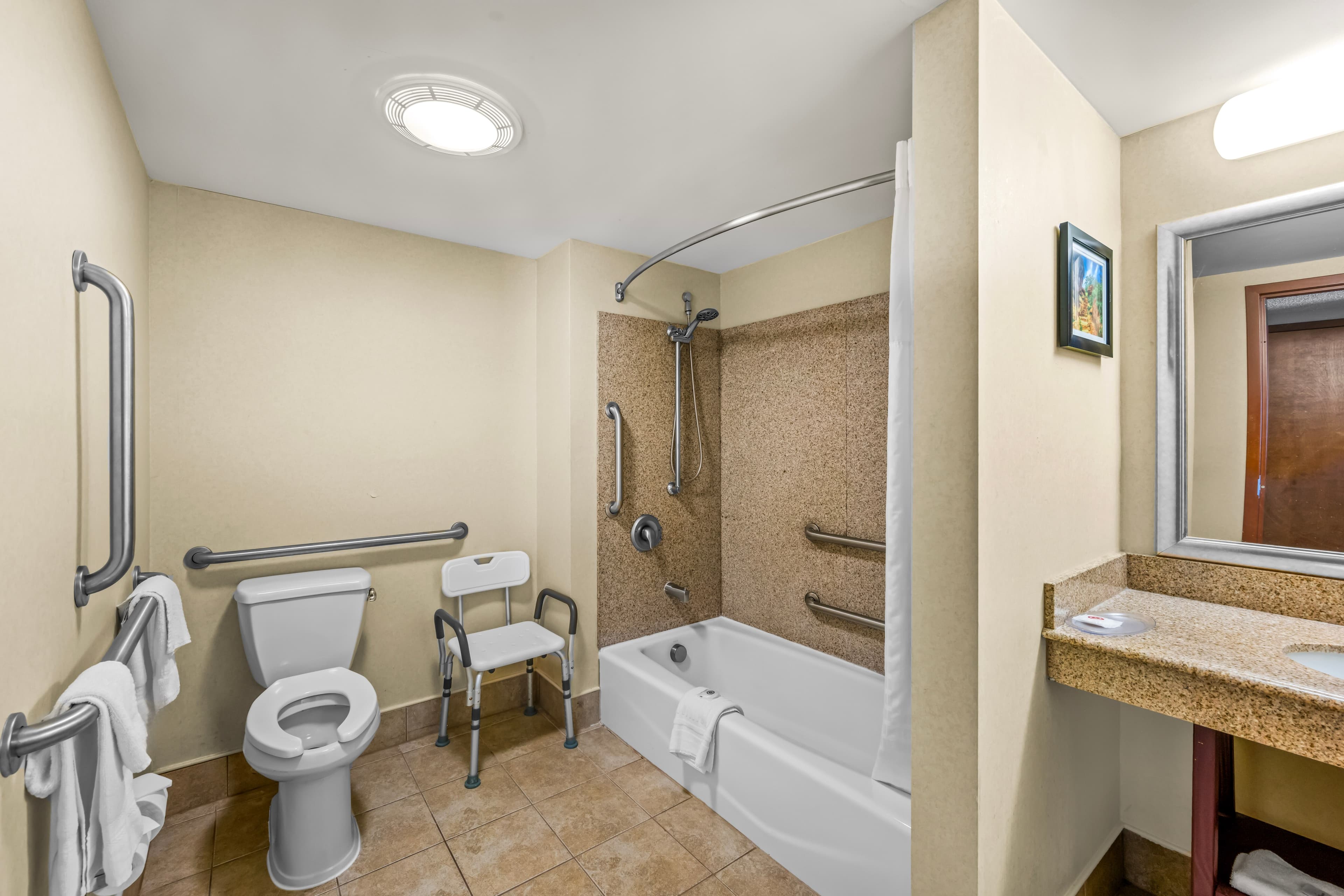 Comfort Suites Near Gettysburg Battlefield Visitor Center - Image 3