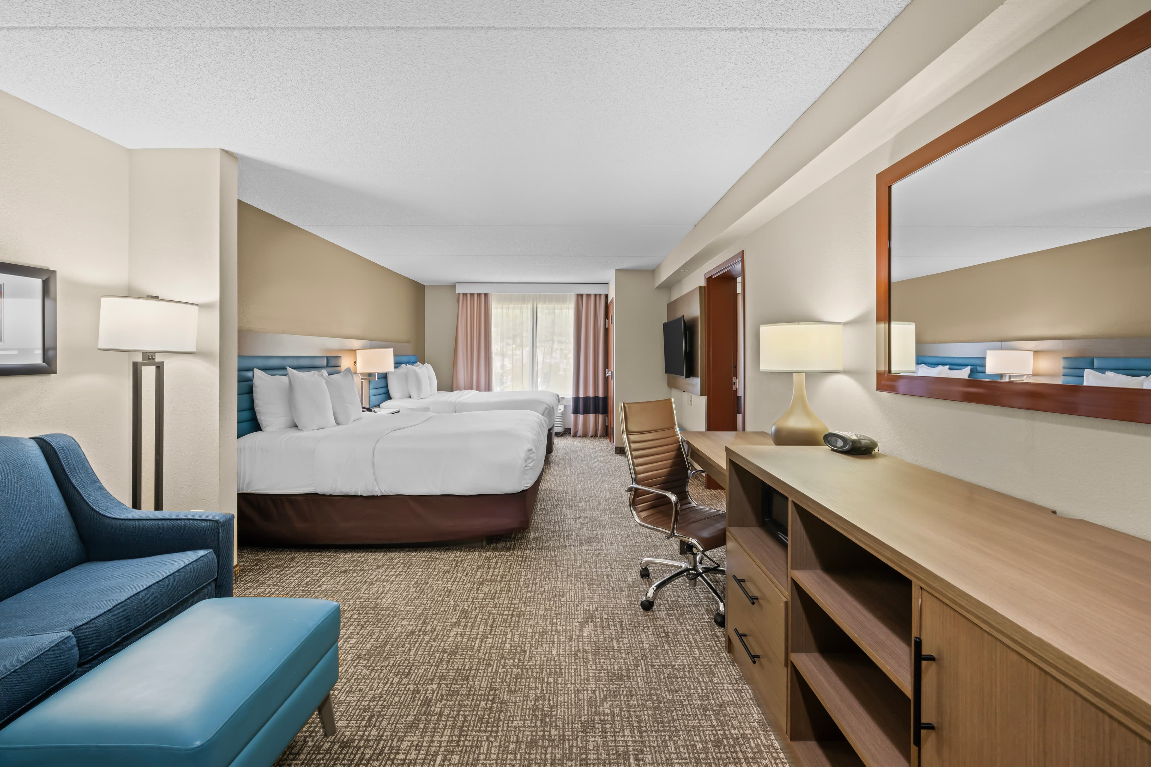 Comfort Suites Near Gettysburg Battlefield Visitor Center — 14