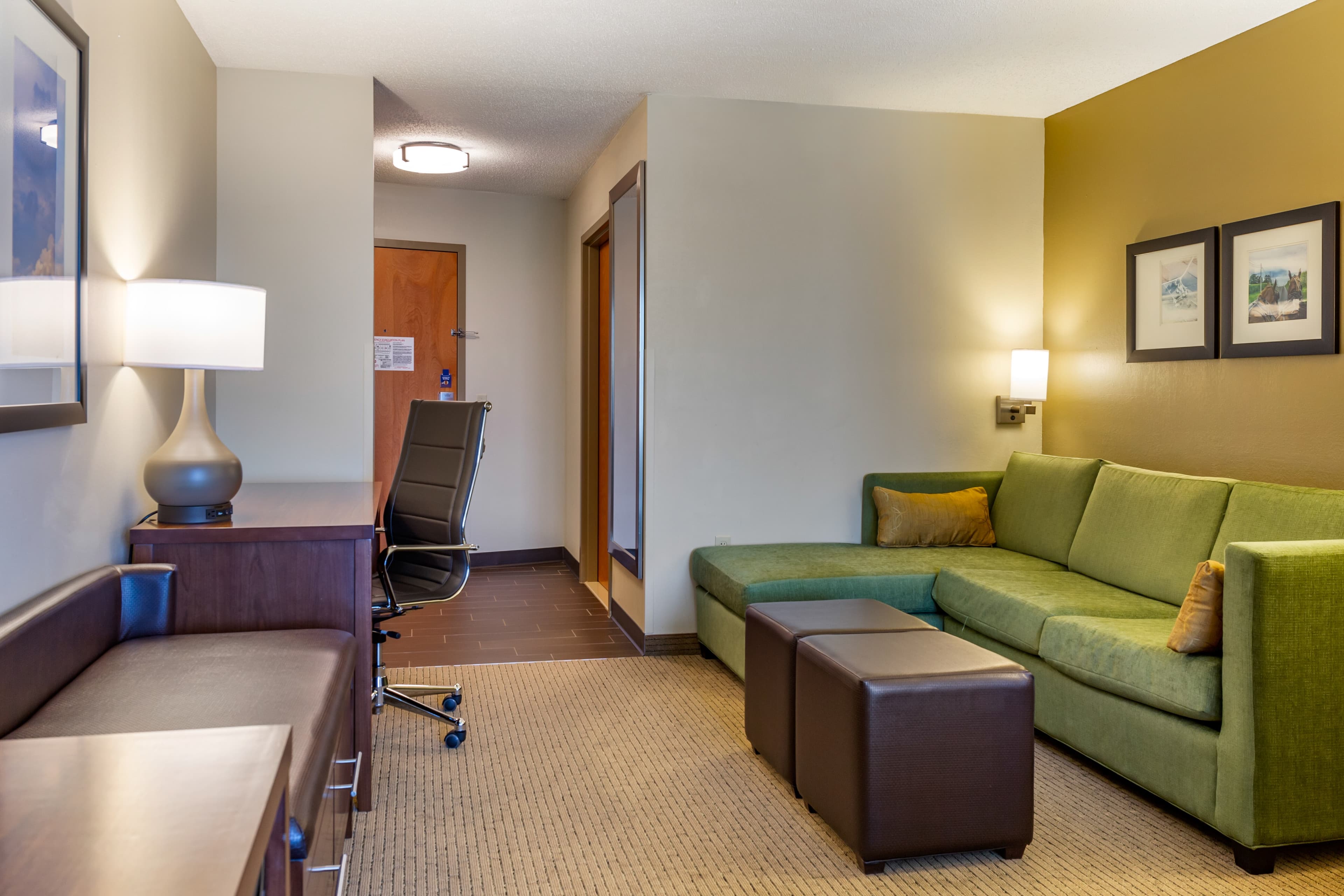 Comfort Suites Lancaster Amish Country — 10