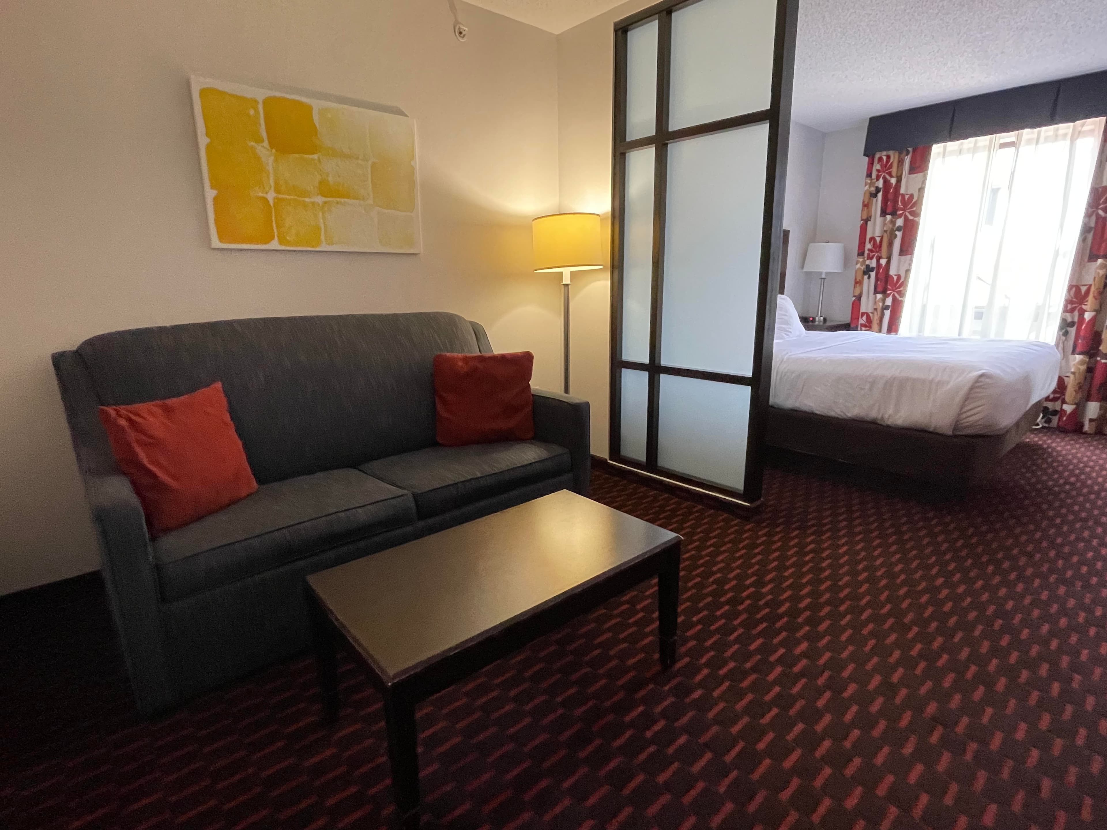 Comfort Suites Altoona North - Image 4