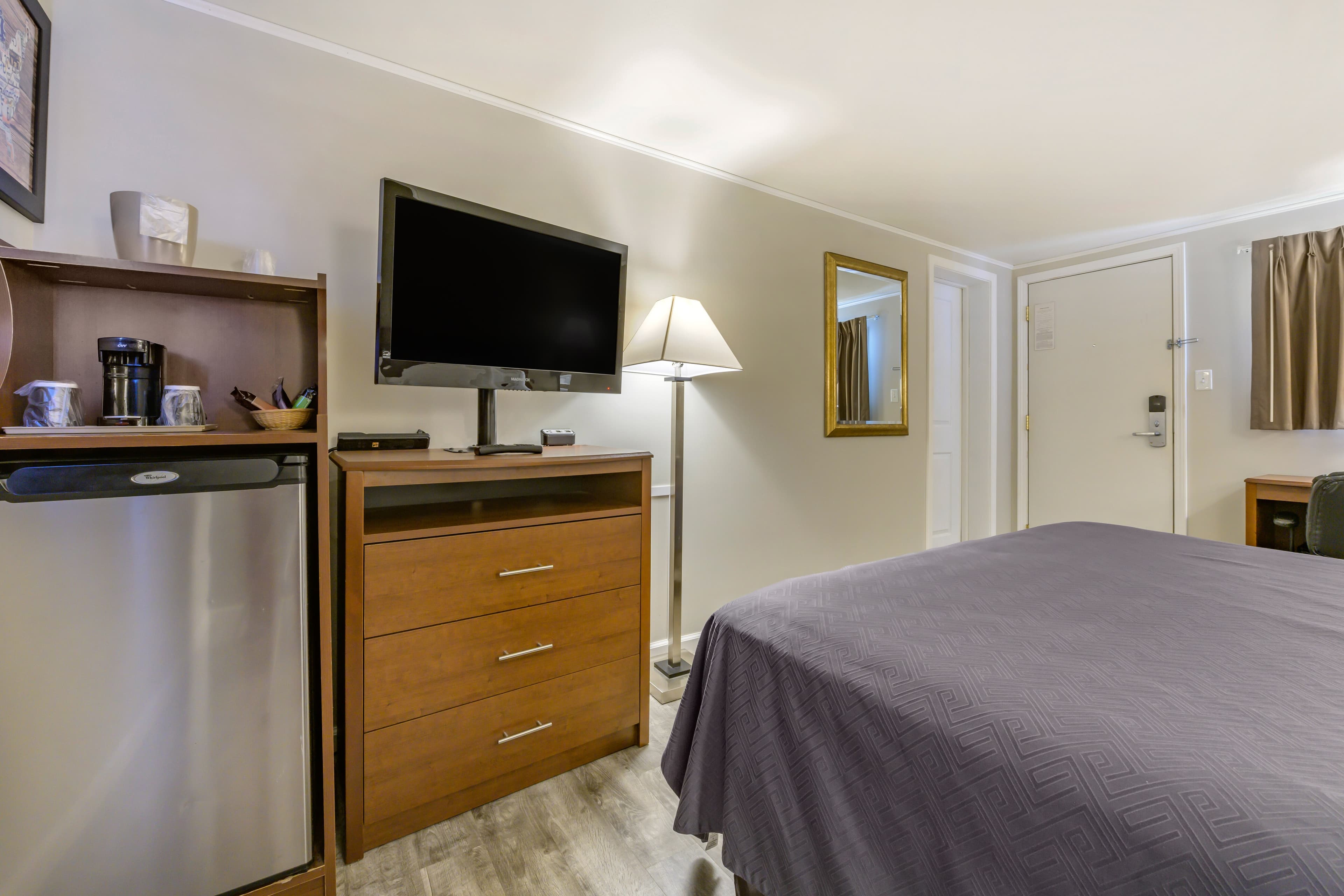 Econo Lodge Bellefonte I-99 — 14