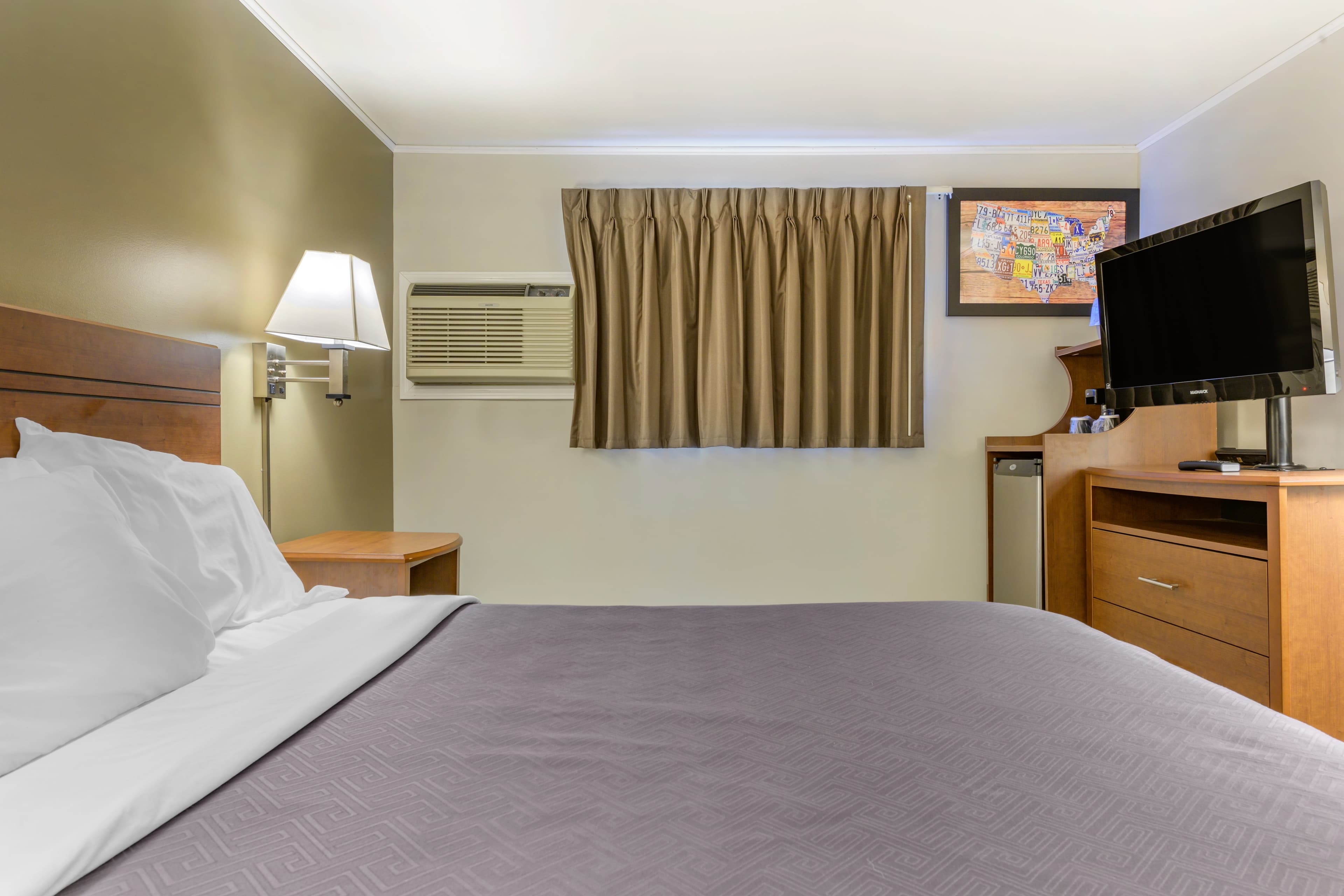 Econo Lodge Bellefonte I-99 — 15