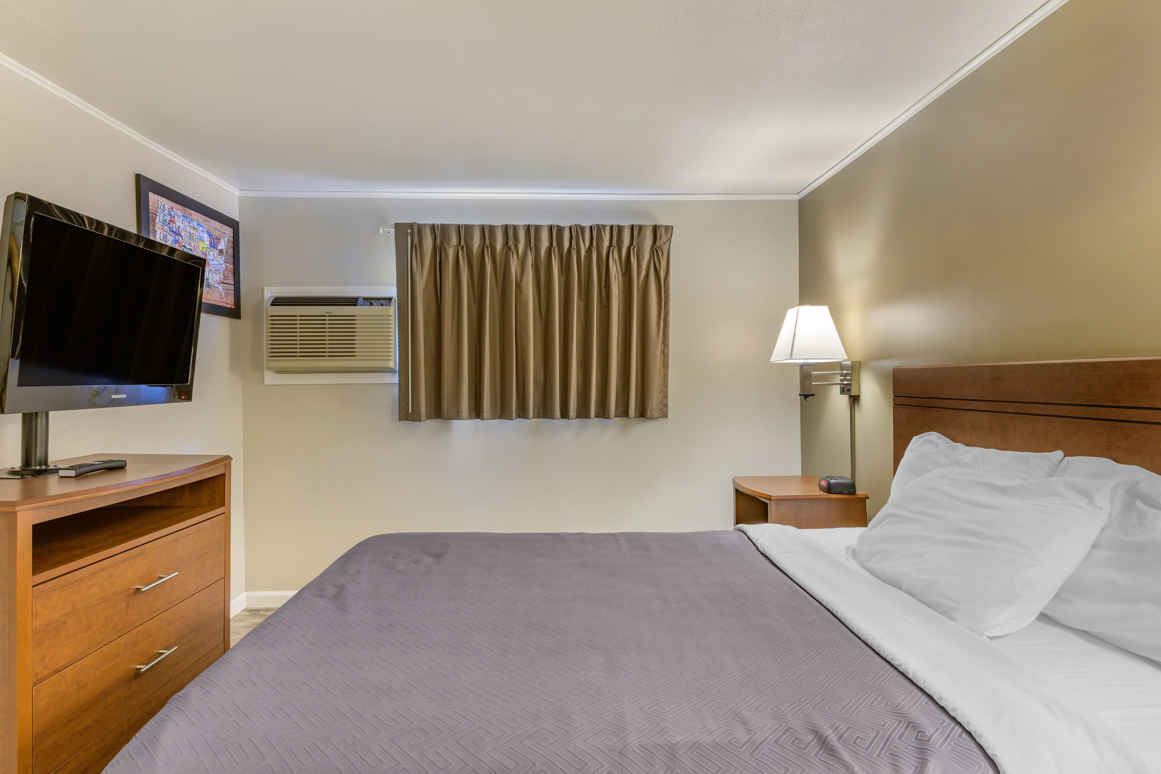 Econo Lodge Bellefonte I-99 — 20