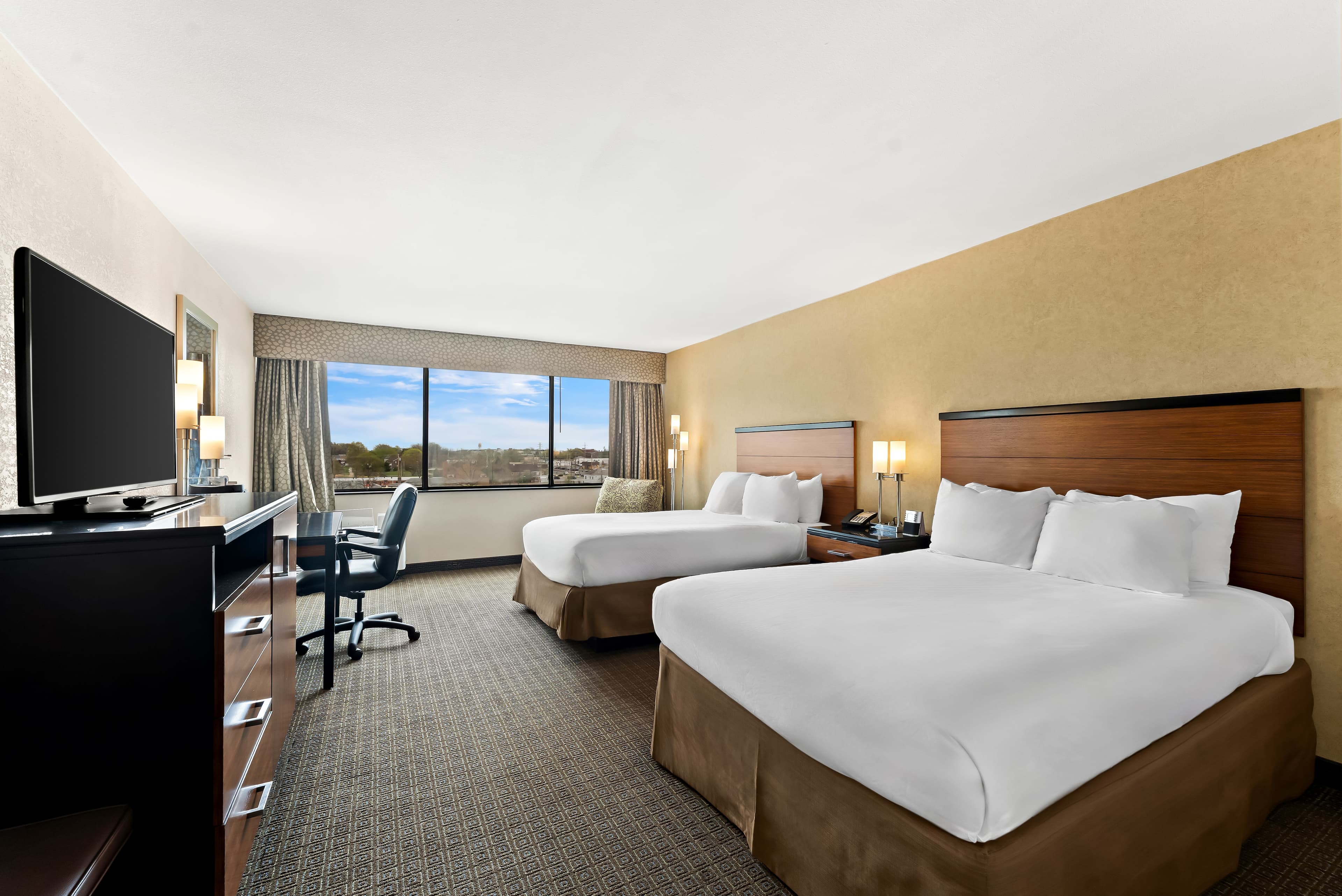 Quality Hotel Philadelphia Airport — 20