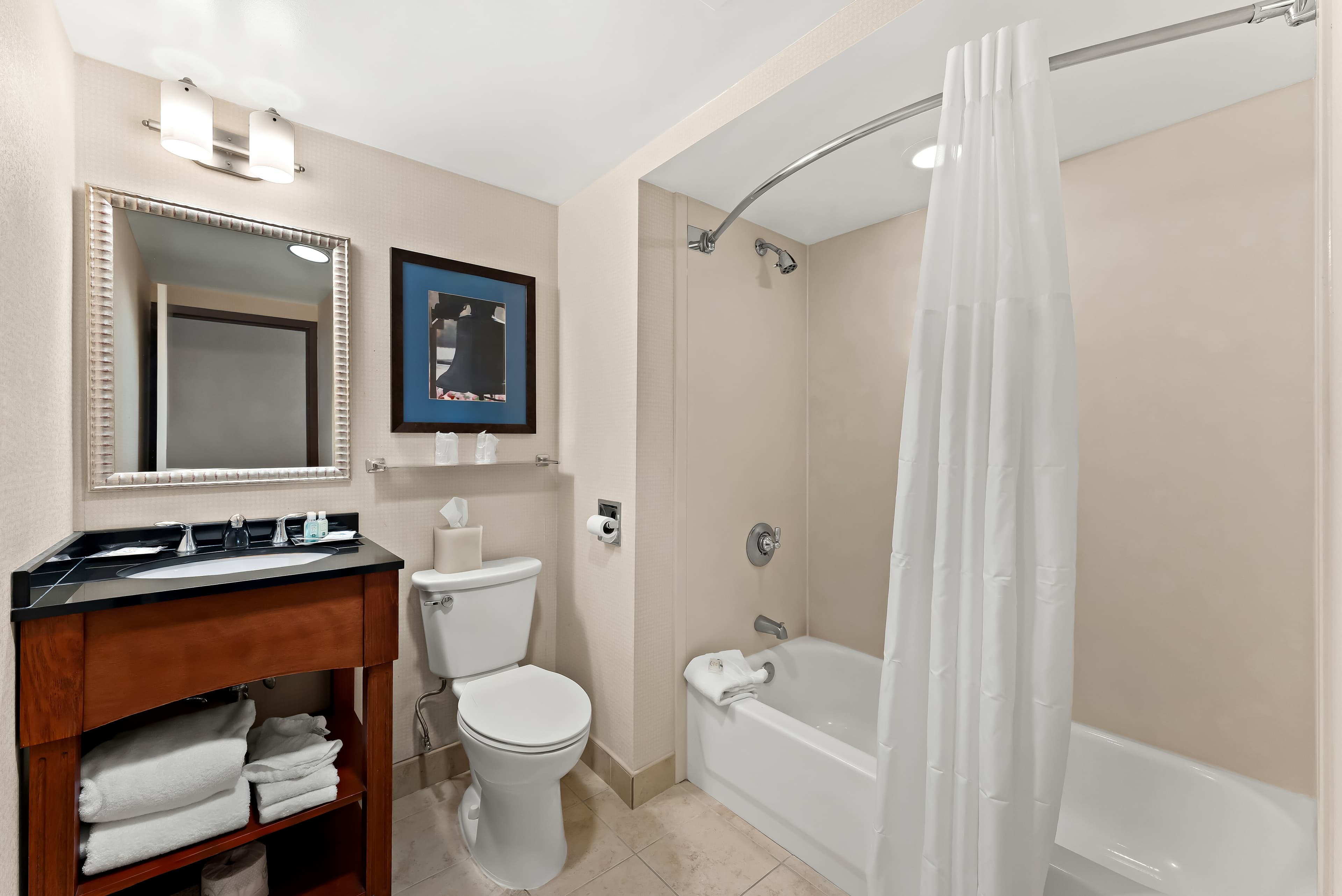 Quality Hotel Philadelphia Airport — 21