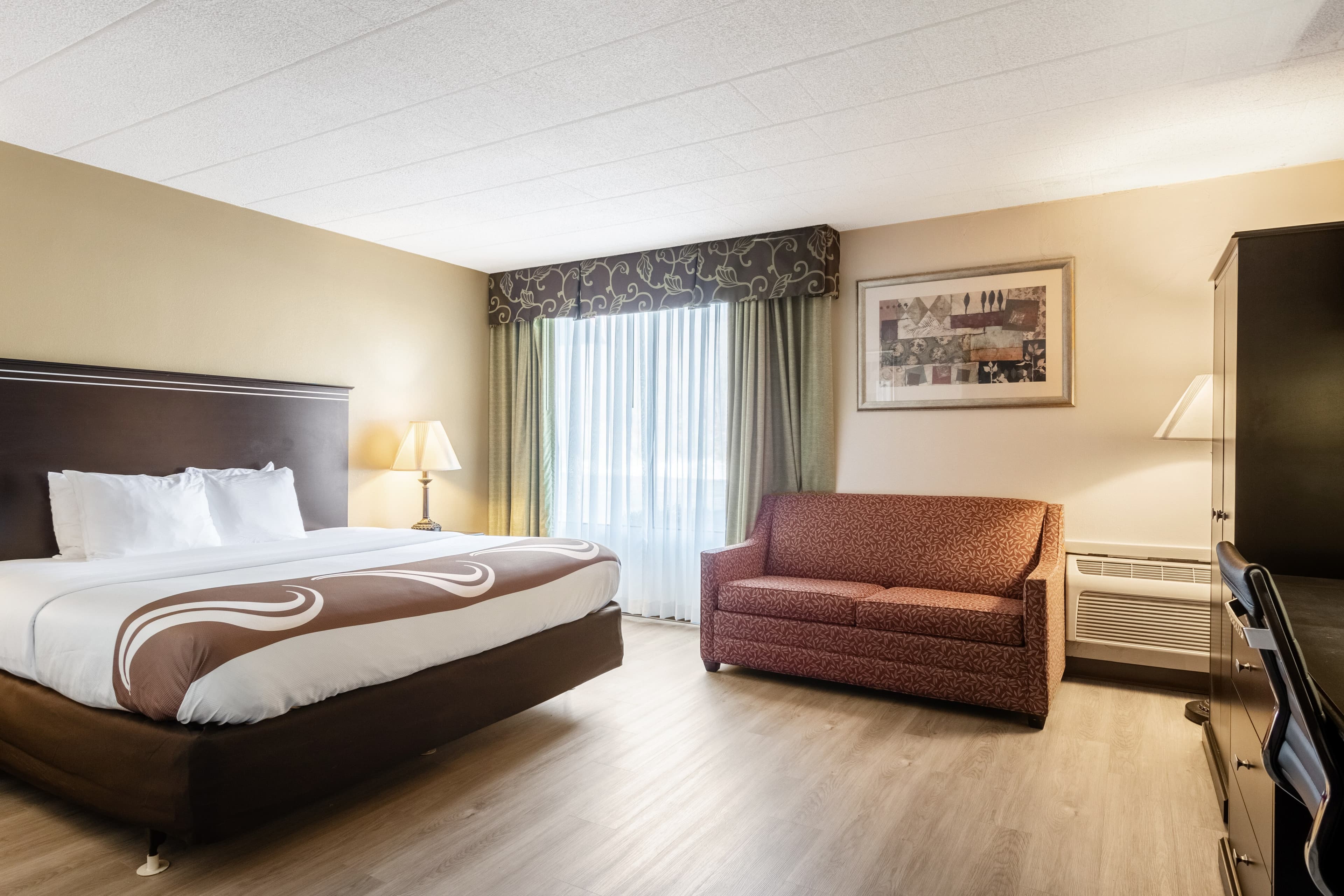 Quality Inn & Suites Indiana South - Image 4