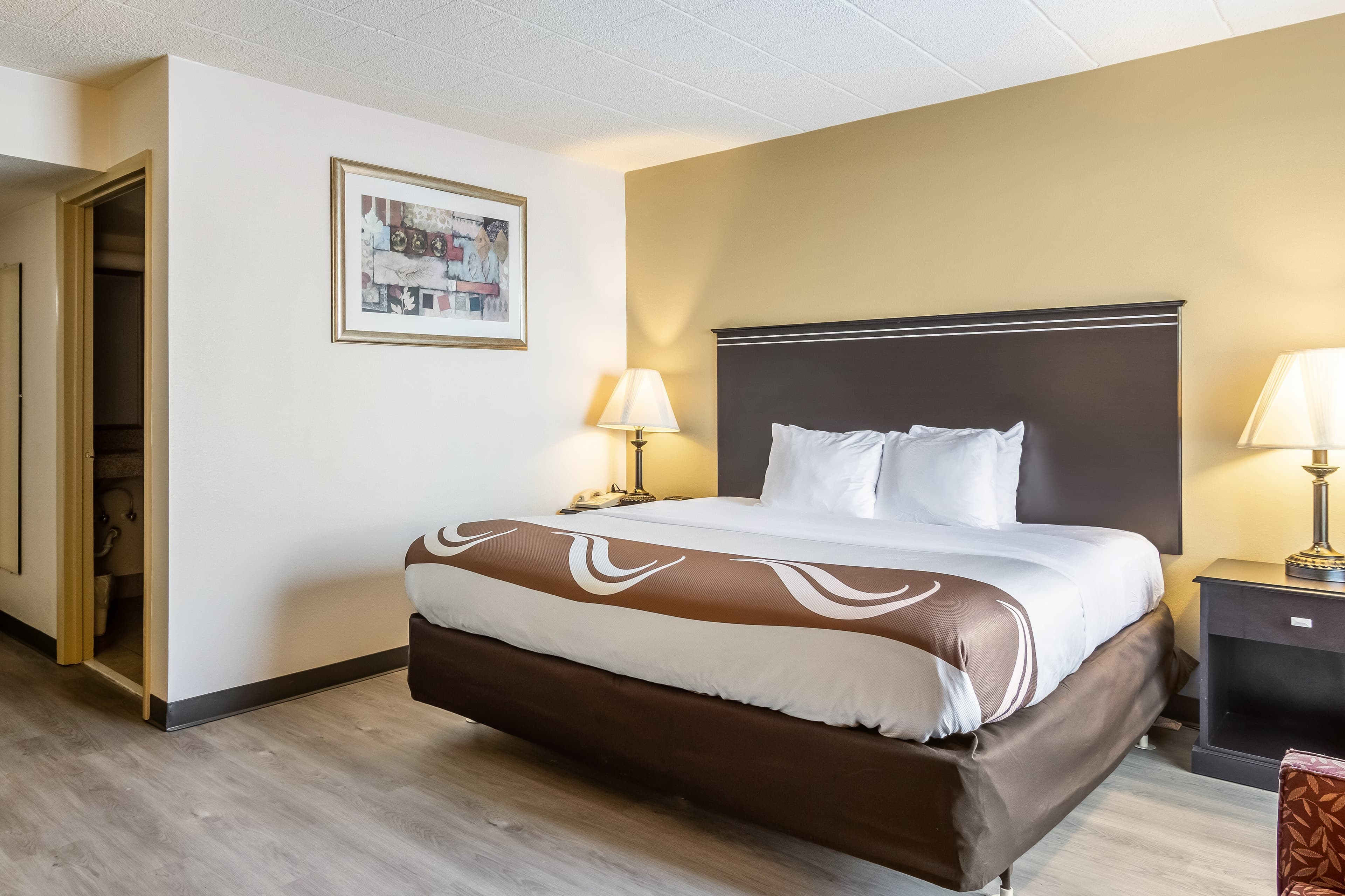 Quality Inn & Suites Indiana South - Image 5