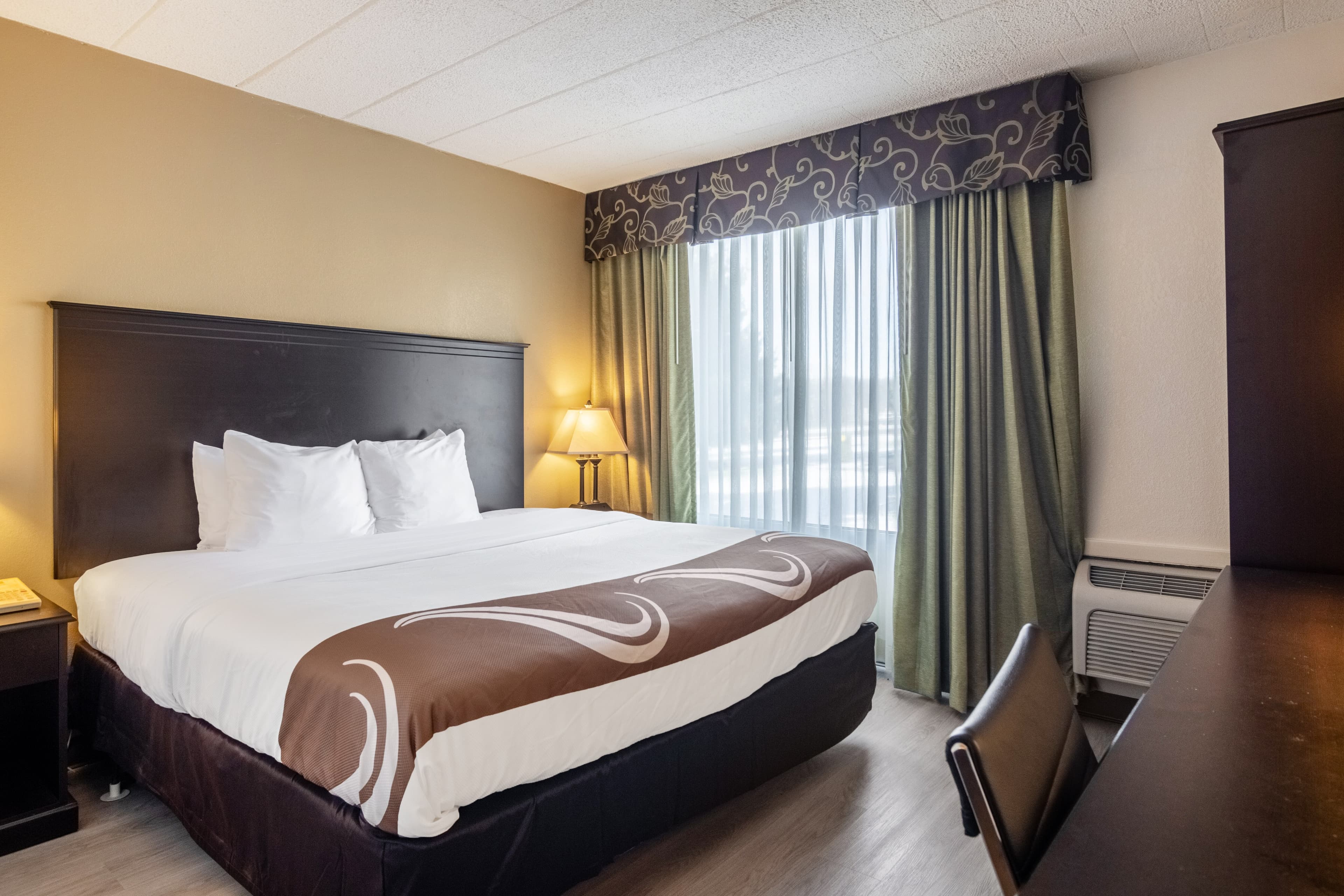 Quality Inn & Suites Indiana South - Image 2