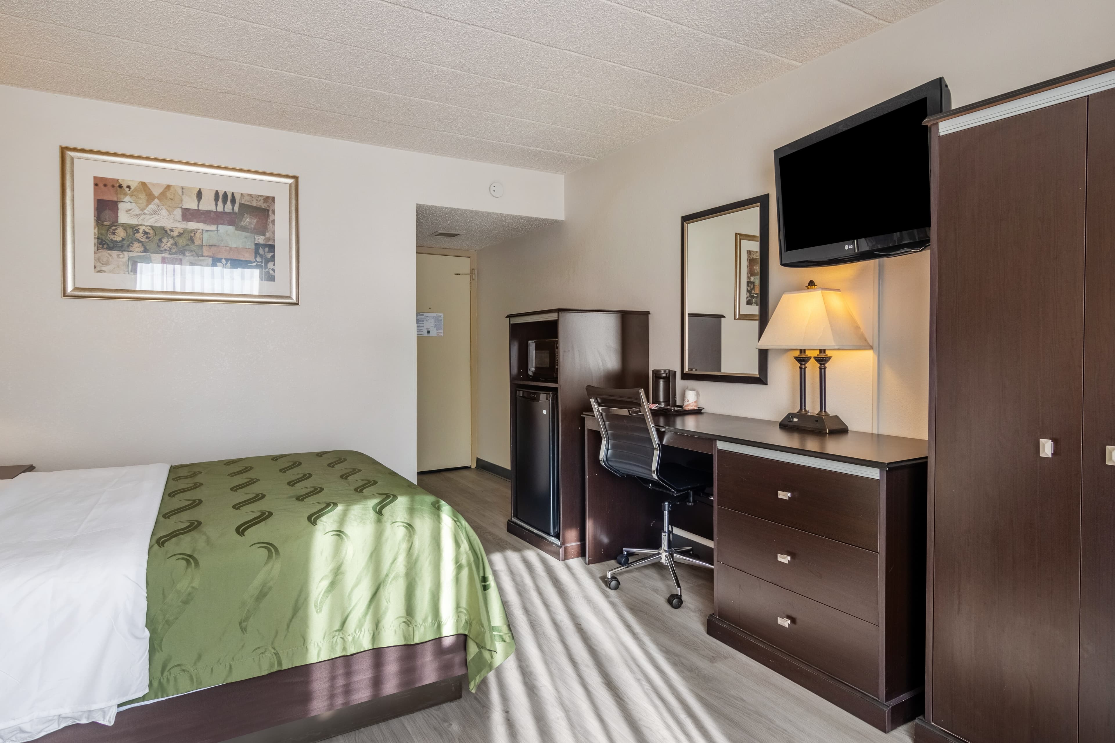 Quality Inn & Suites Indiana South — 18