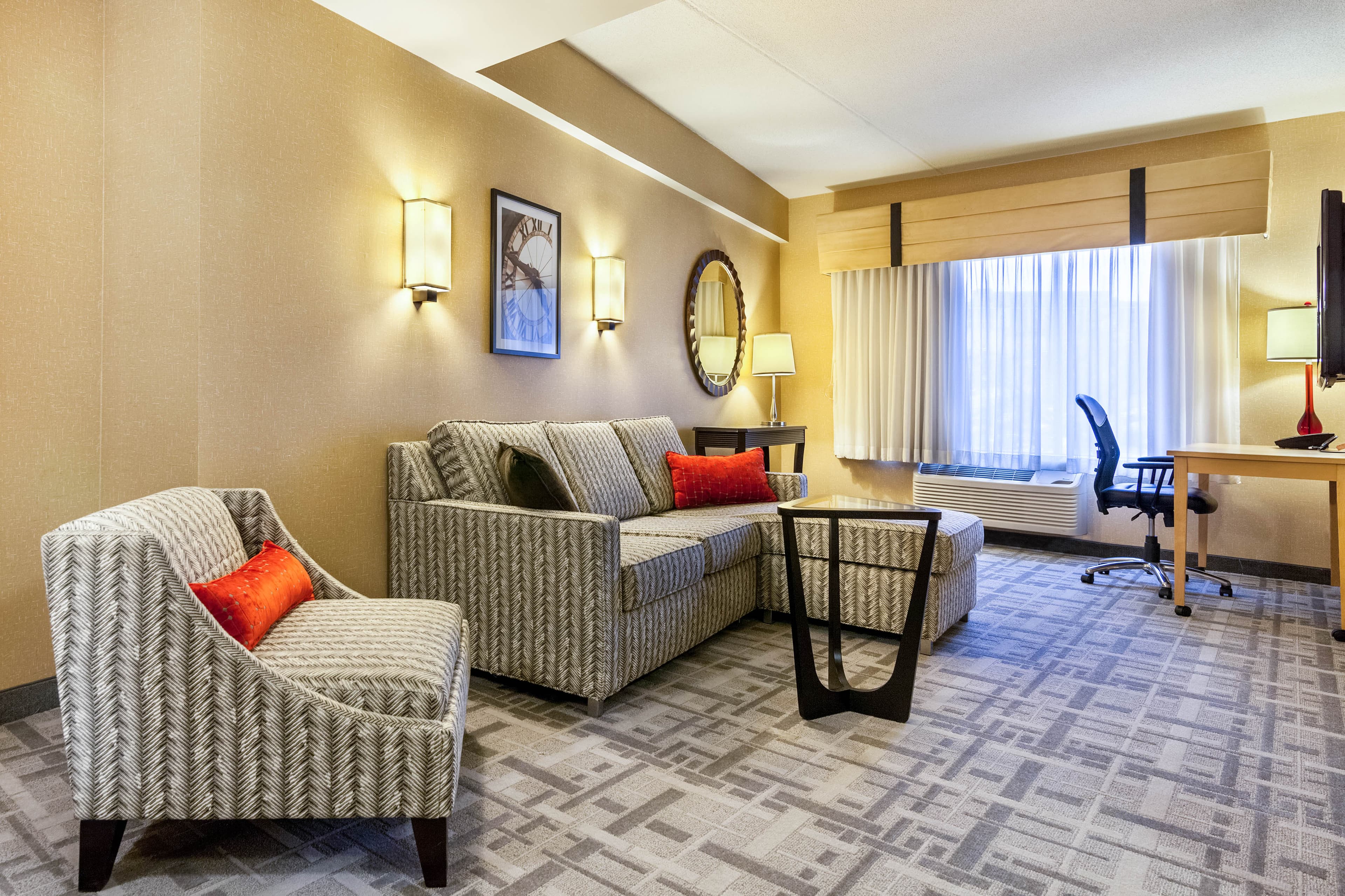 Cambria Hotel Pittsburgh - Downtown - Image 4