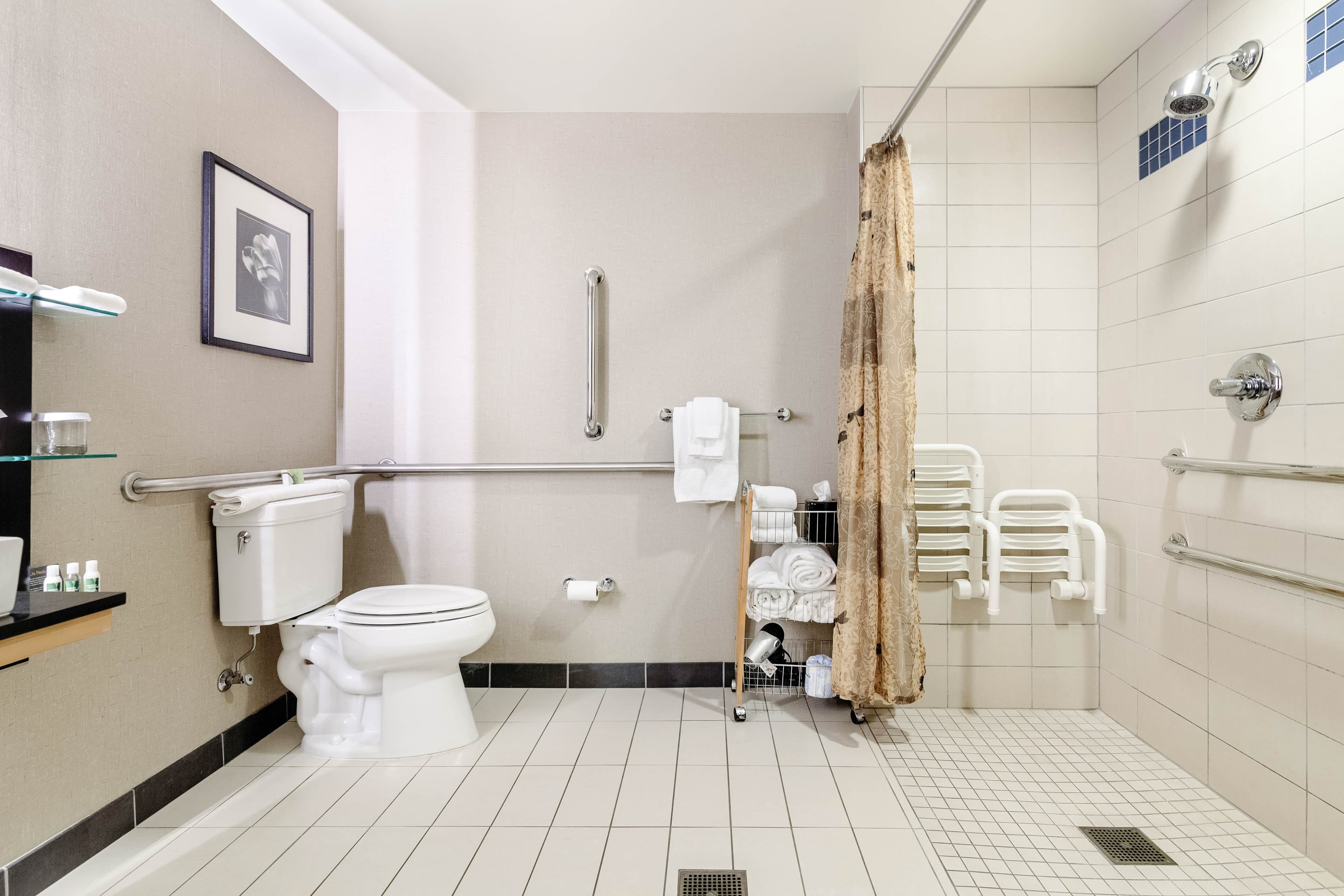 Cambria Hotel Pittsburgh - Downtown — 6