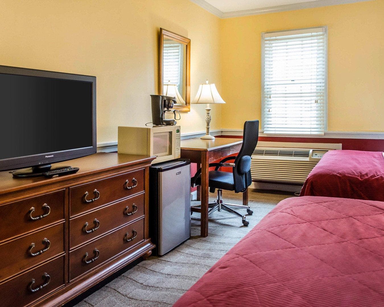 Clarion Inn Strasburg - Lancaster - Image 3